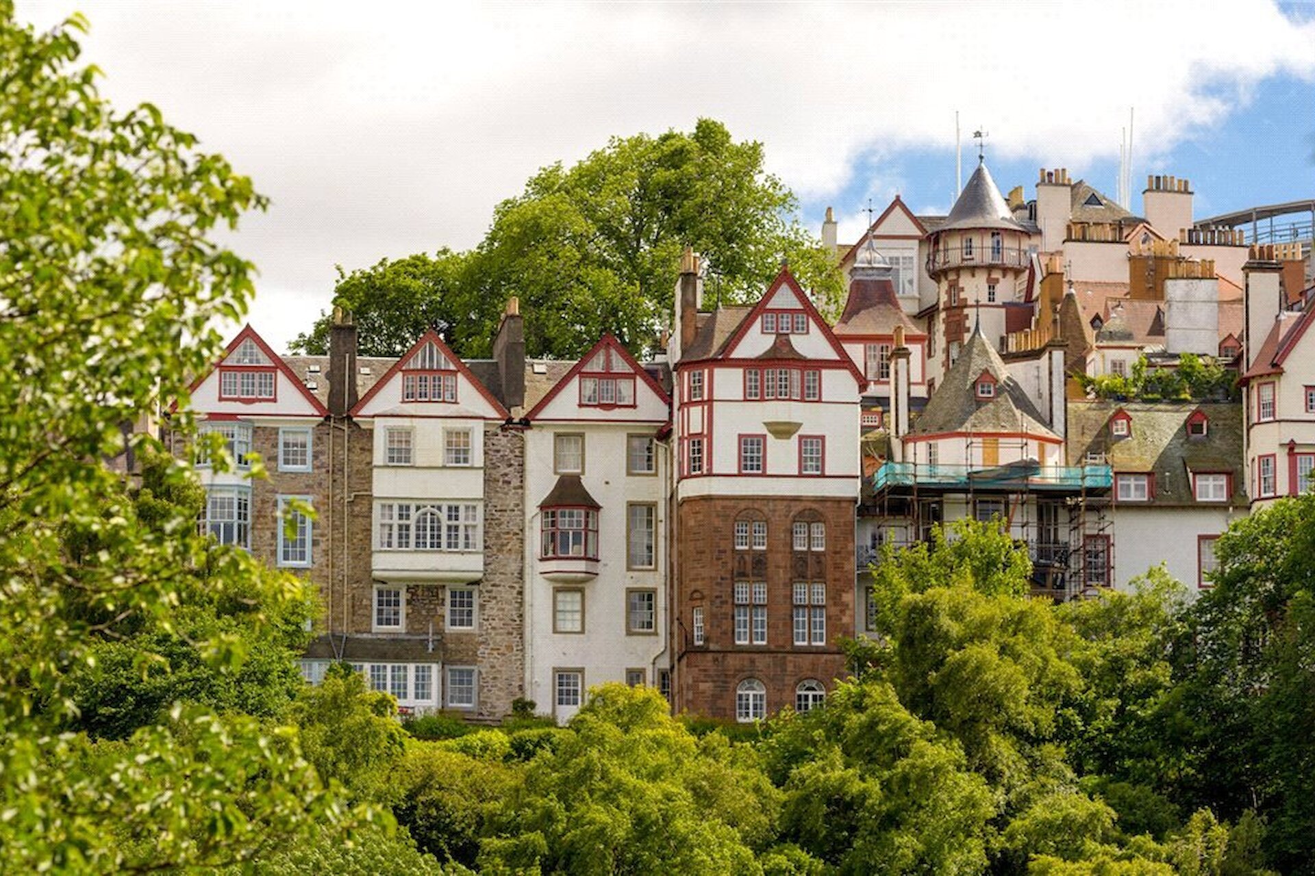 2 Ramsay Garden, Edinburgh, EH1 2NA - Picture #1