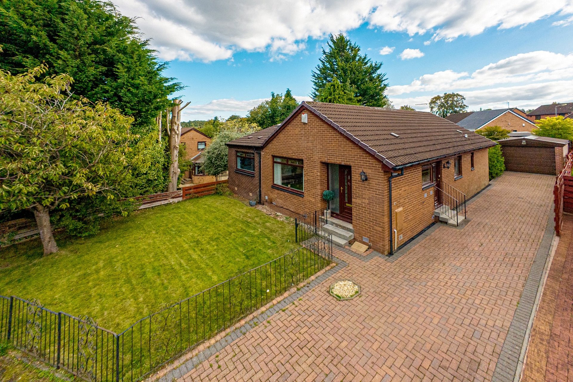 37 Bullwood Drive, Crookston, Glasgow, G53 7BU - Picture #2