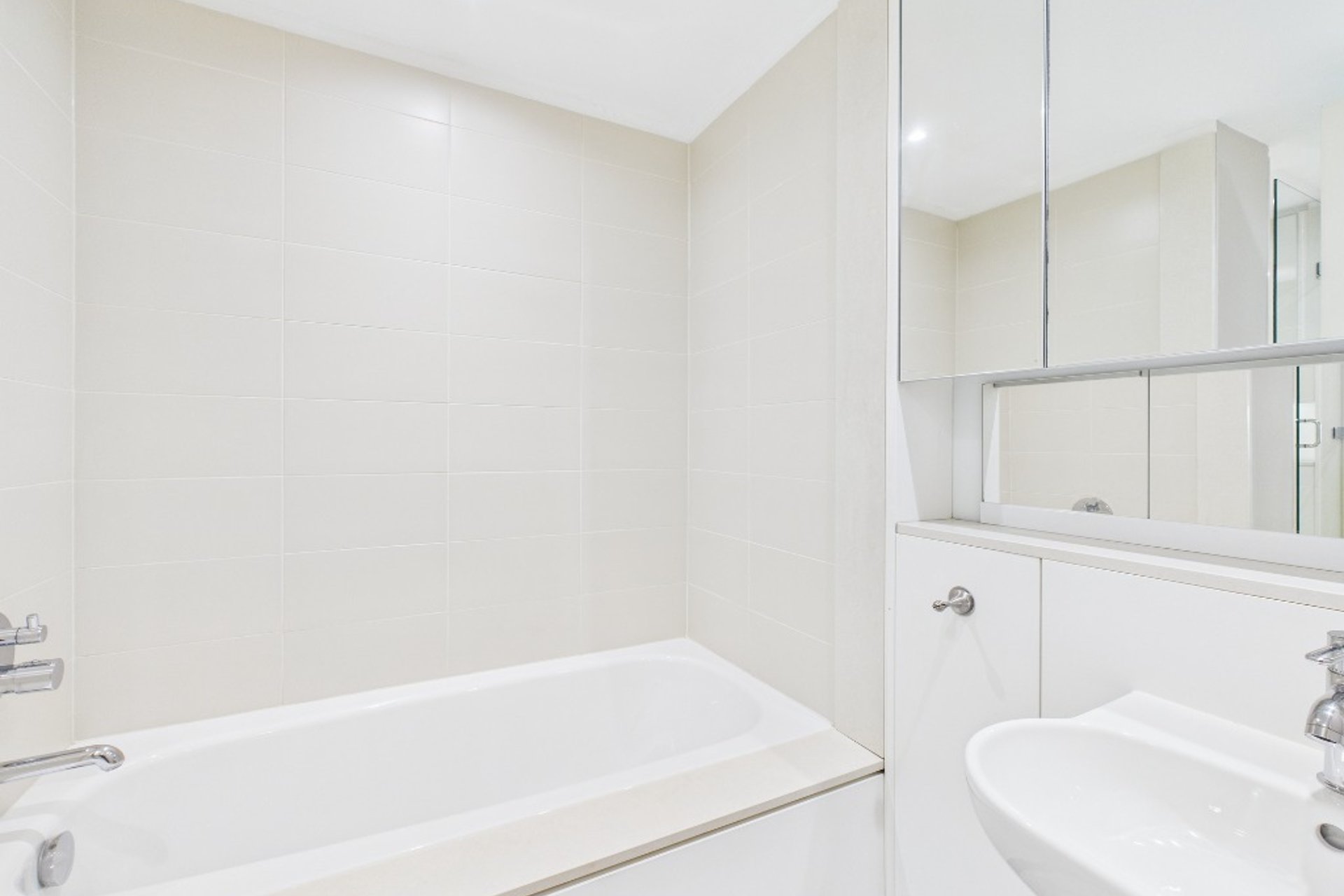 28 Simpson Loan, Meadows, Edinburgh, EH3 9GG - Picture #14