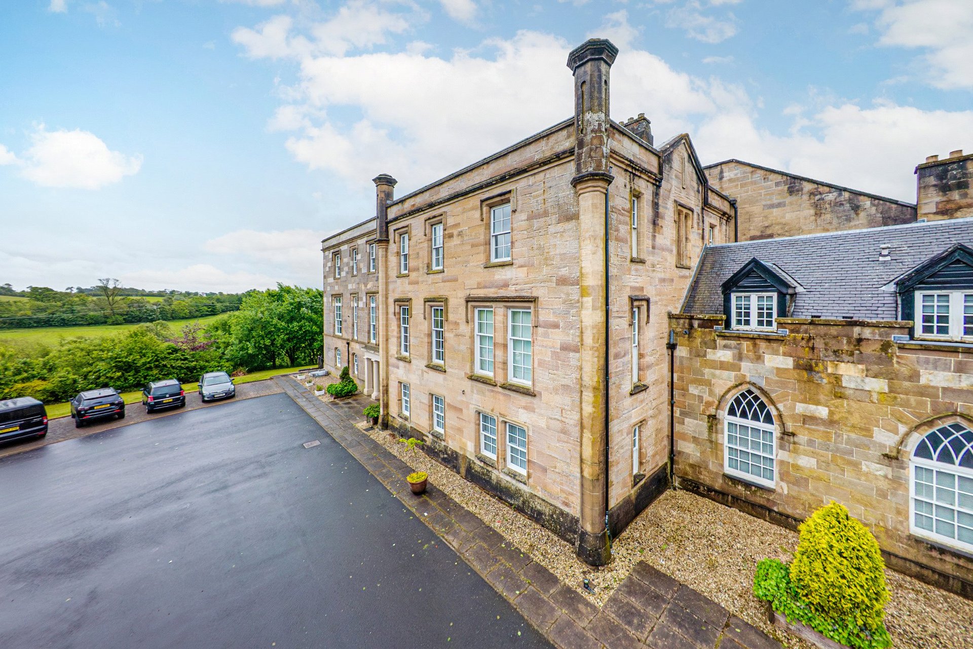 Lainshaw House, 5 Montgomerie Drive, Stewarton, Kilmarnock, East Ayrshire, KA3 3AP - Picture #2