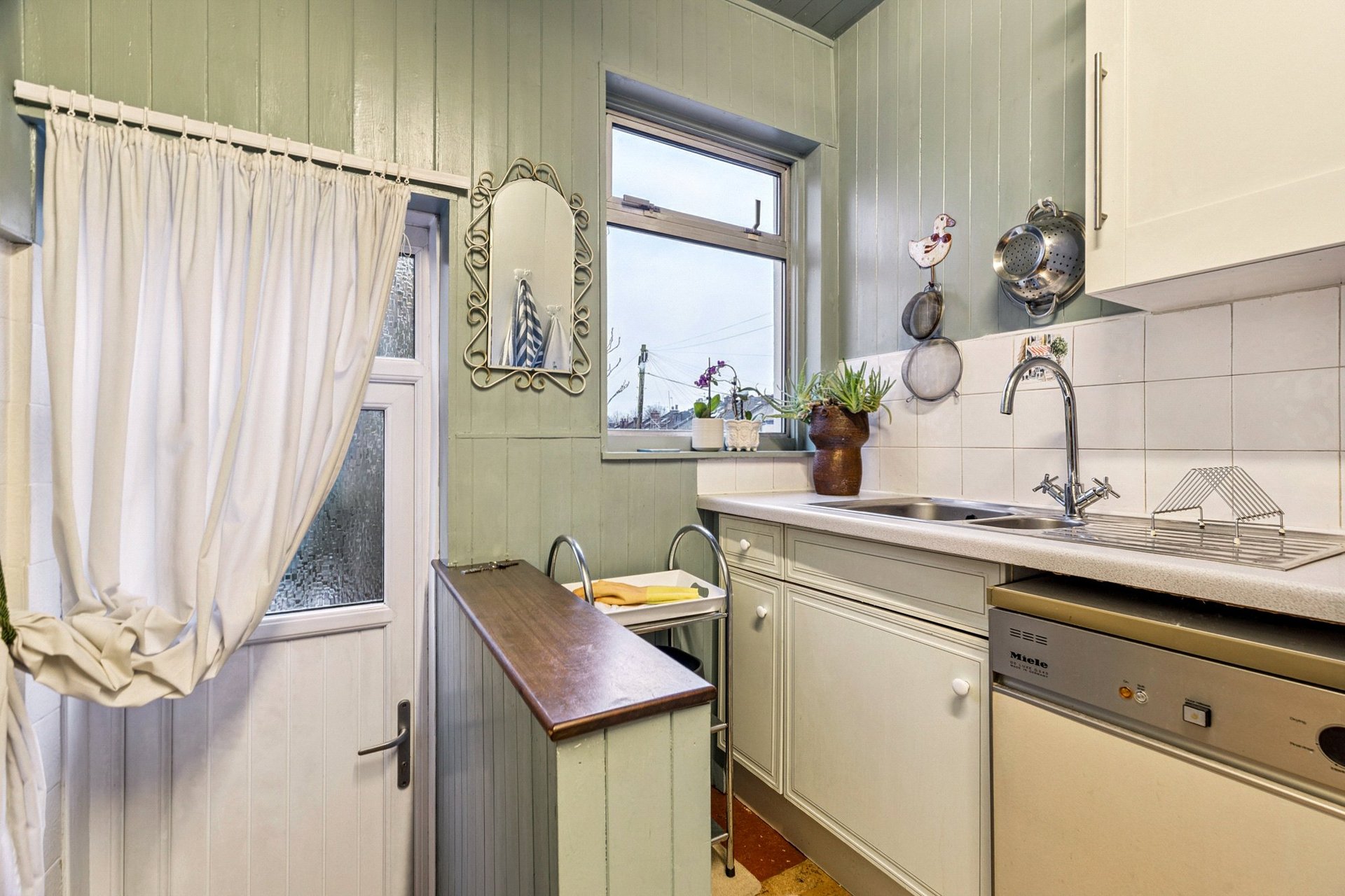 Main Door Upper Apartment, 133 Whittingehame Drive, Jordanhill, Glasgow, G13 1NW - Picture #12