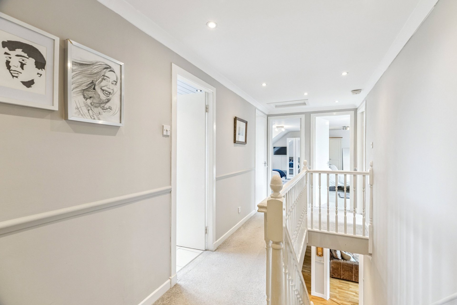 2 Raeside Avenue, Newton Mearns, Glasgow, G77 5AD - Picture #22