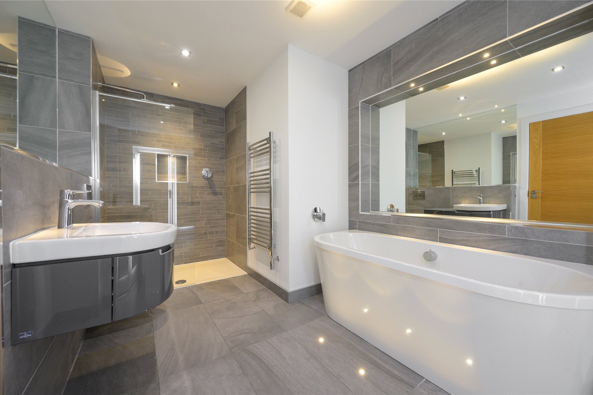 Glenaig, 11 The Queens Crescent, Auchterarder, PH3 1QL - Picture #30
