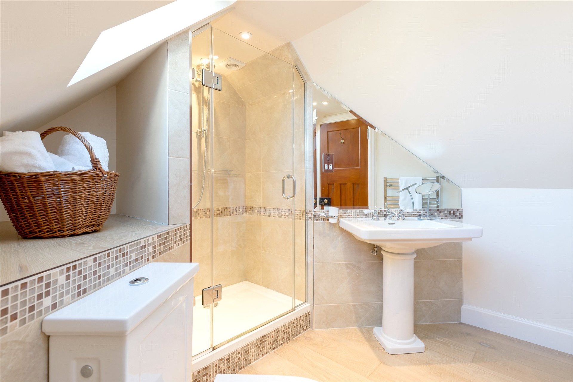 Maplehurst, 42 Abbotsford Road, Galashiels, Scottish Borders, TD1 3HR - Picture #24