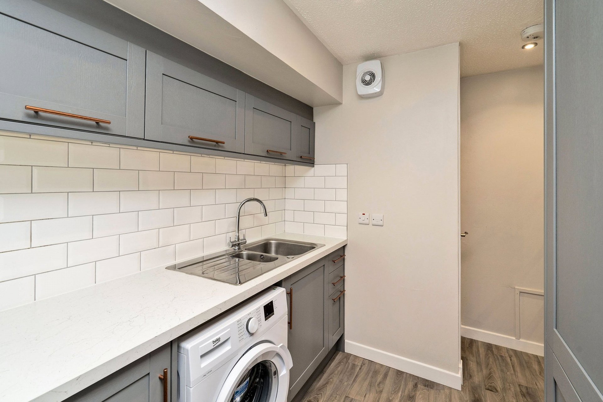 Flat 7, 45 Maritime Street, Leith, Edinburgh, EH6 6SA - Picture #6