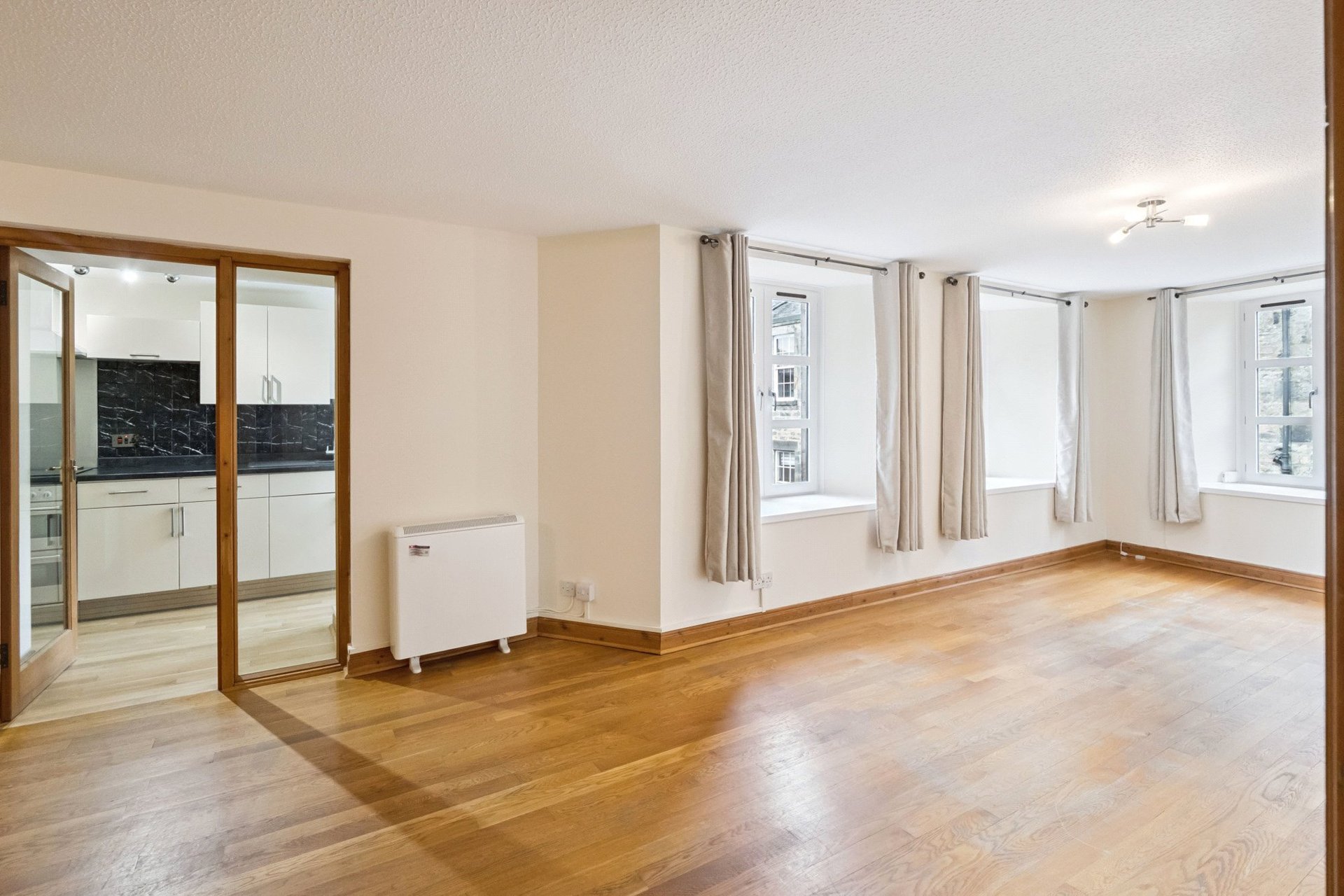 56/9 Timber Bush, Leith, Edinburgh, EH6 6QH - Picture #4