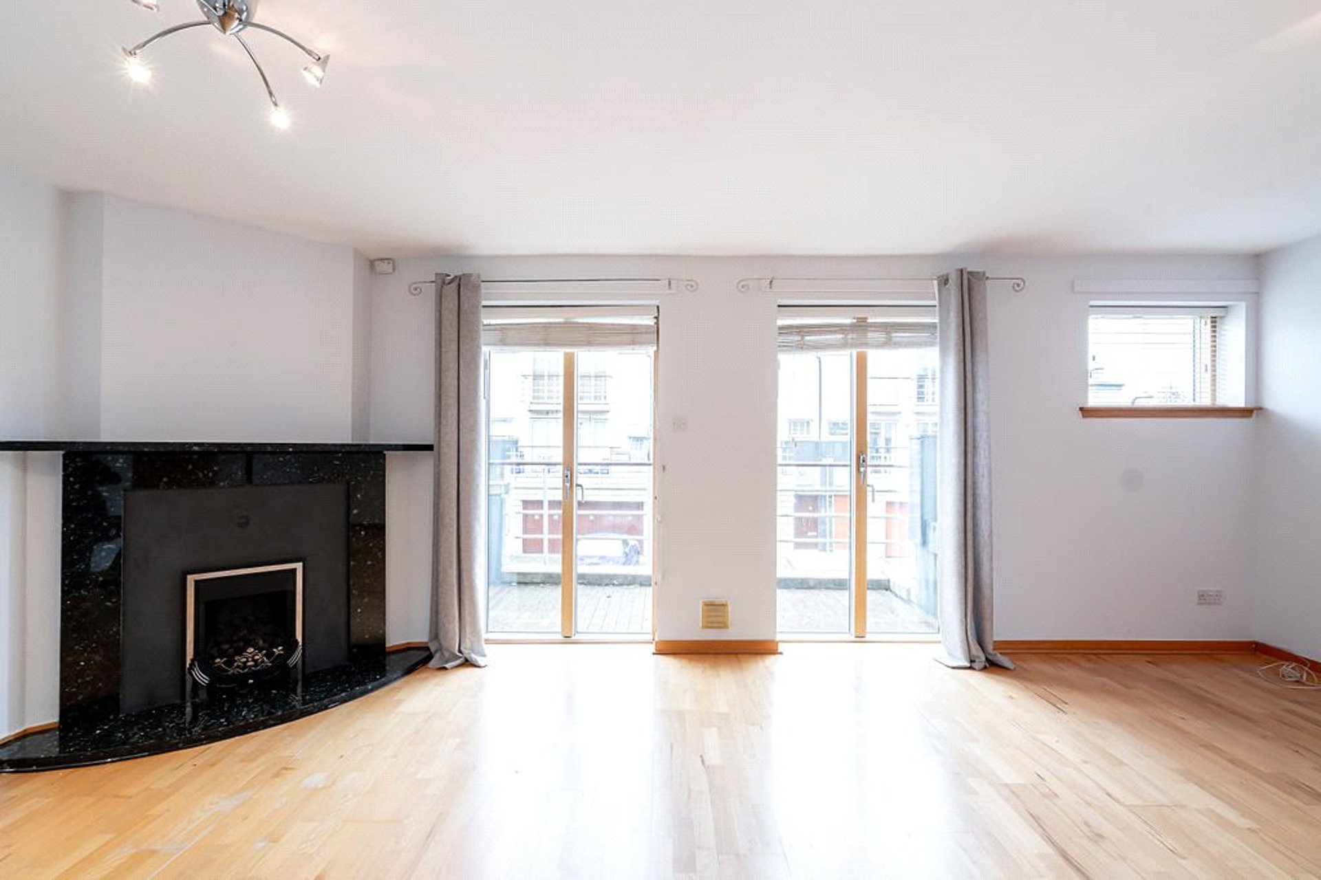 53 Cavalry Park Drive, Edinburgh, Midlothian, EH15 3QG - Picture #3