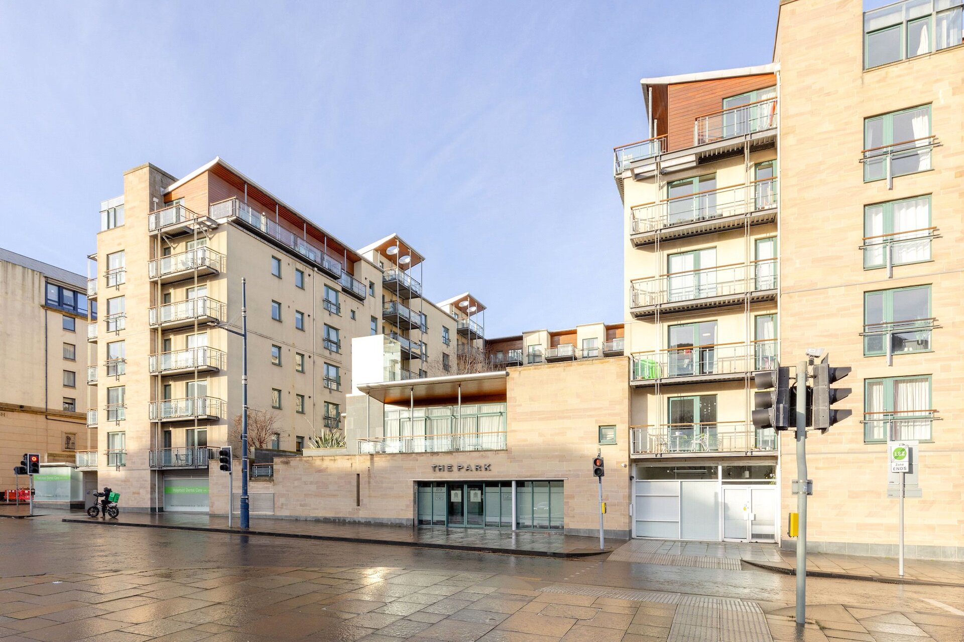 89/68 Holyrood Road, Edinburgh, EH8 8BA - Picture #1