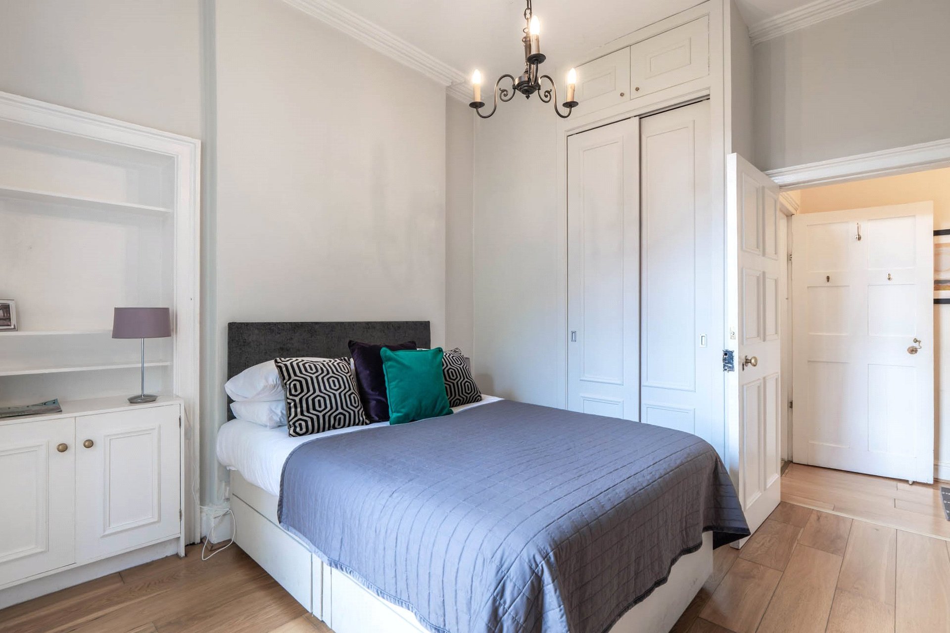 4/2 Brown's Place, Edinburgh, EH1 2HX - Picture #12