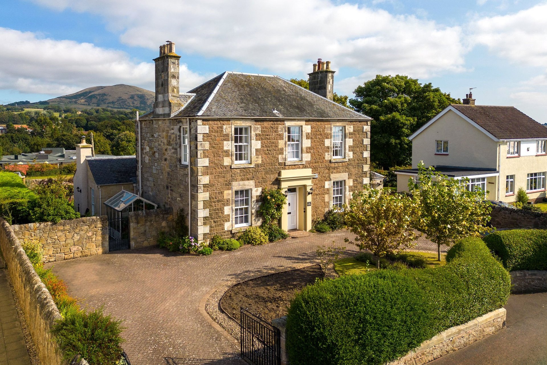 The Old Manse, 35 Woodlands Road, Lundin Links, Leven, KY8 6HG - Picture #40