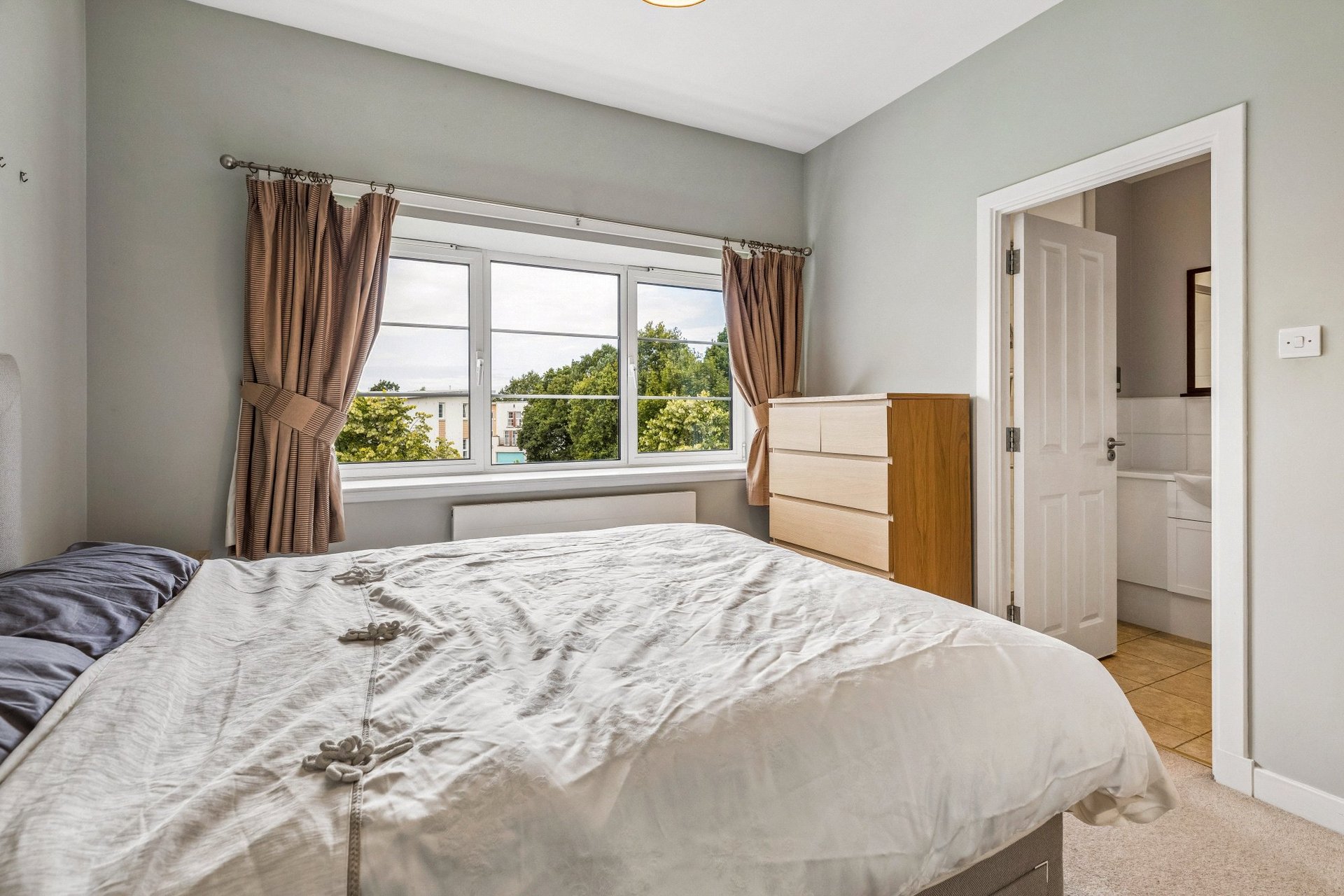 71 Canniesburn Drive, Bearsden, G61 1RX - Picture #9