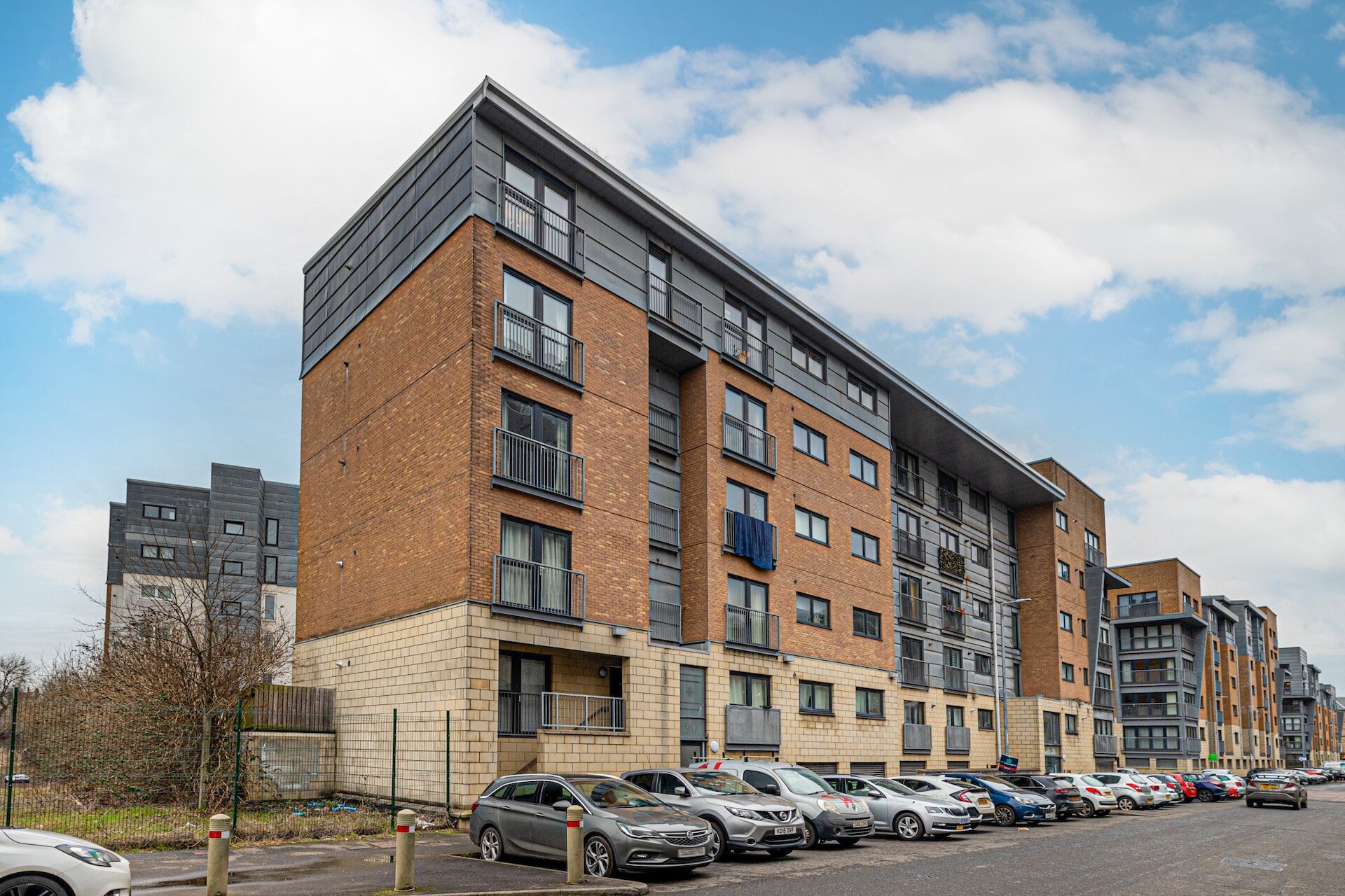 5/3, 90 Barrland Street, Glasgow, G41 1RJ - Picture #1