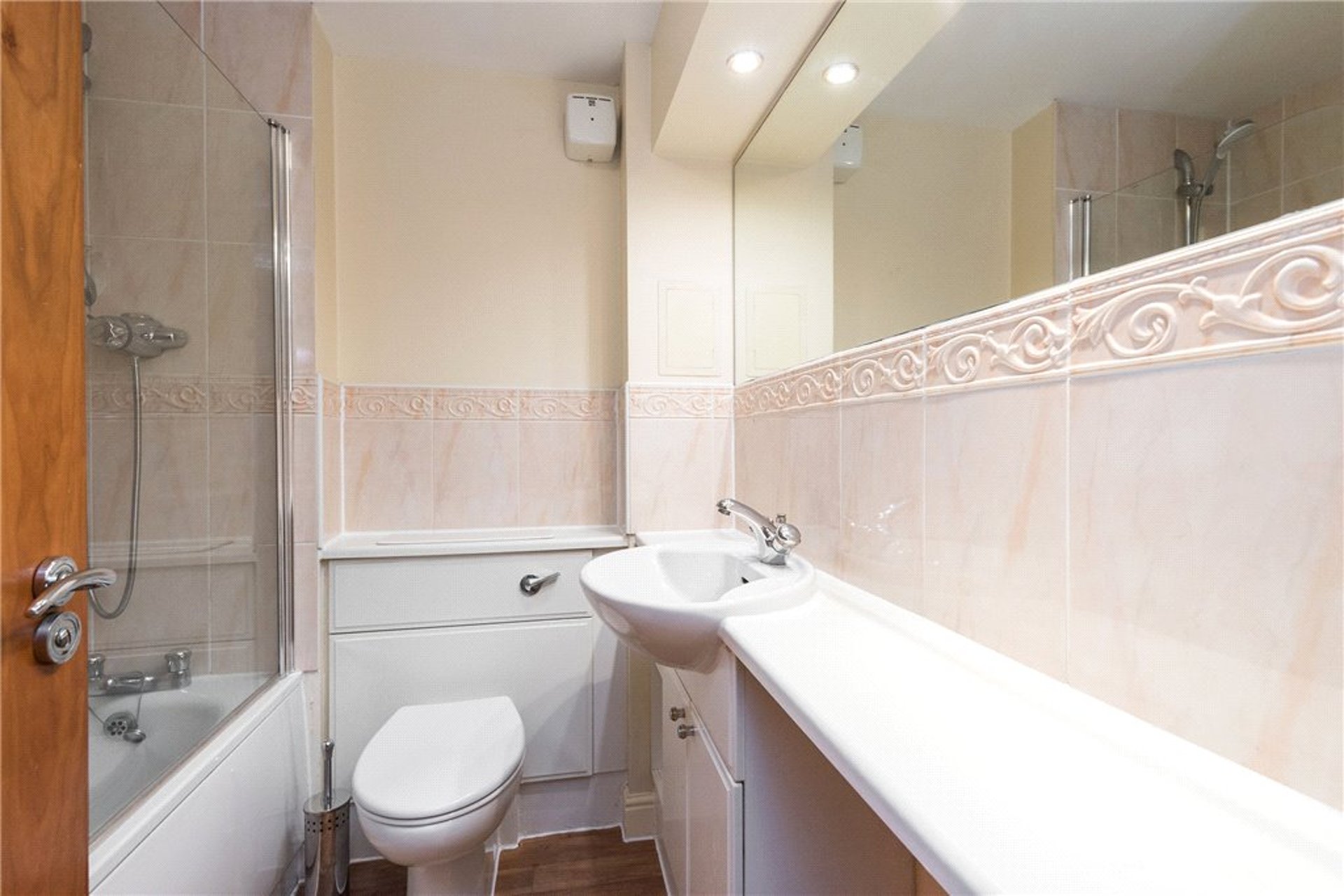 20/1 Old Tolbooth Wynd, Old Town, Edinburgh, EH8 8EQ - Picture #8
