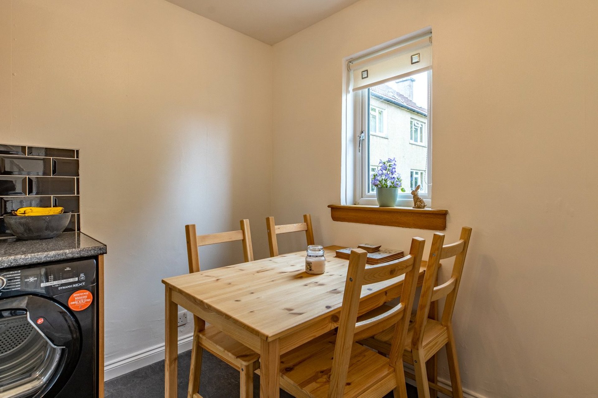18 Dumgoyne Avenue, Milngavie, G62 7AJ - Picture #8