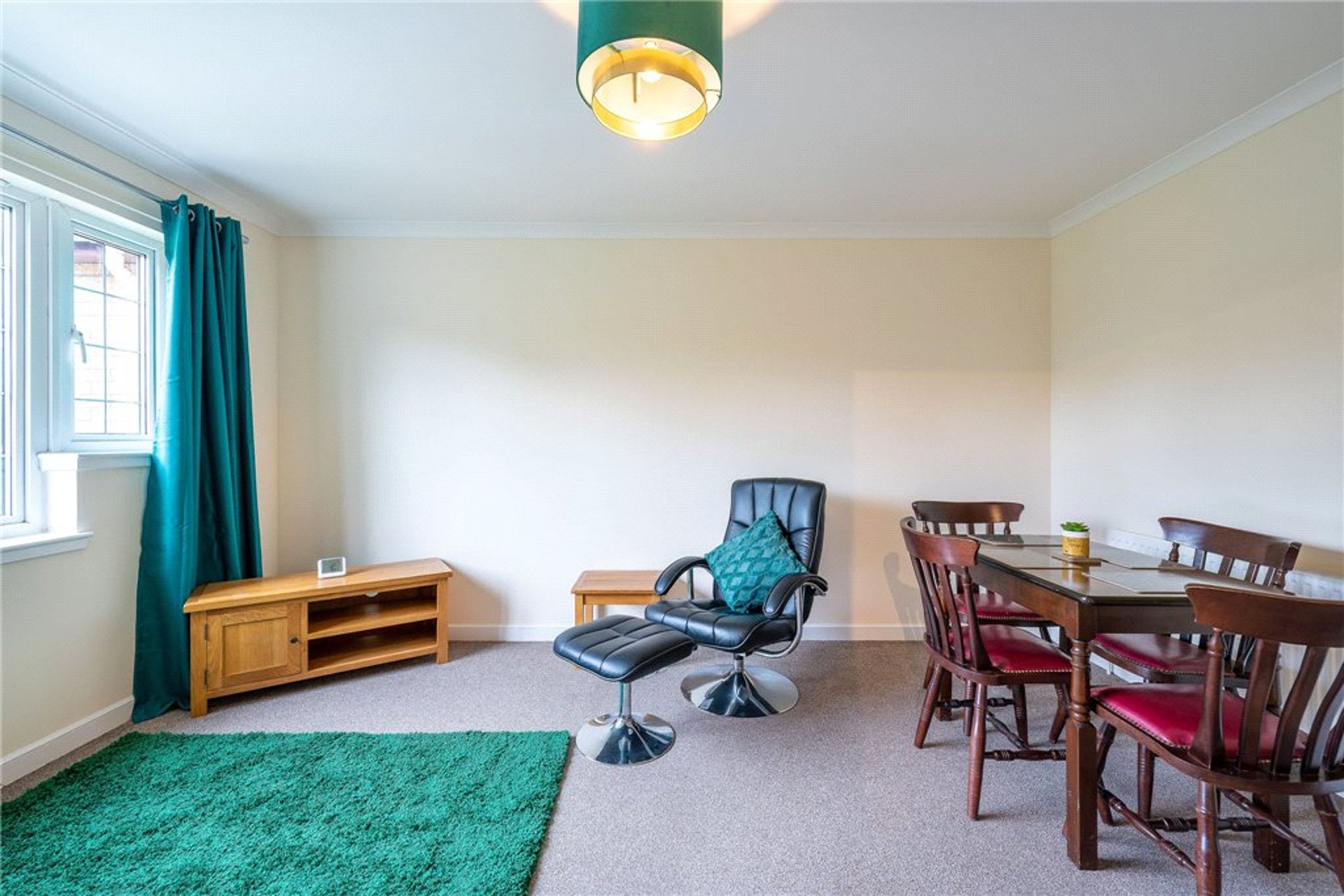 86 Burnvale, Livingston, West Lothian, EH54 6DQ - Picture #3
