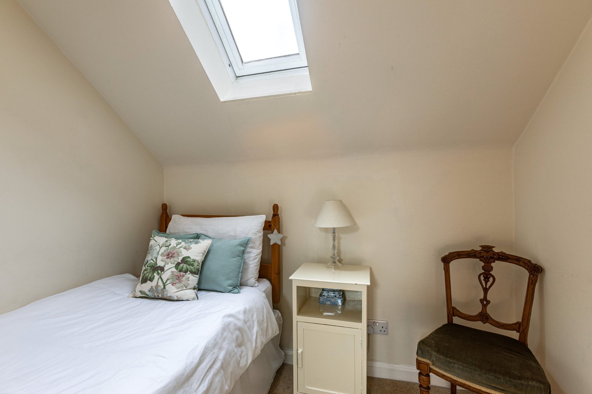 1 Blinkbonny Cottage, Main Street, St. Boswells, Melrose, Scottish Borders, TD6 0AZ - Picture #9