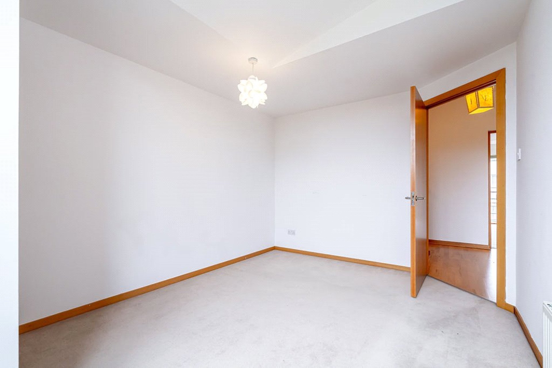 53 Cavalry Park Drive, Edinburgh, Midlothian, EH15 3QG - Picture #16