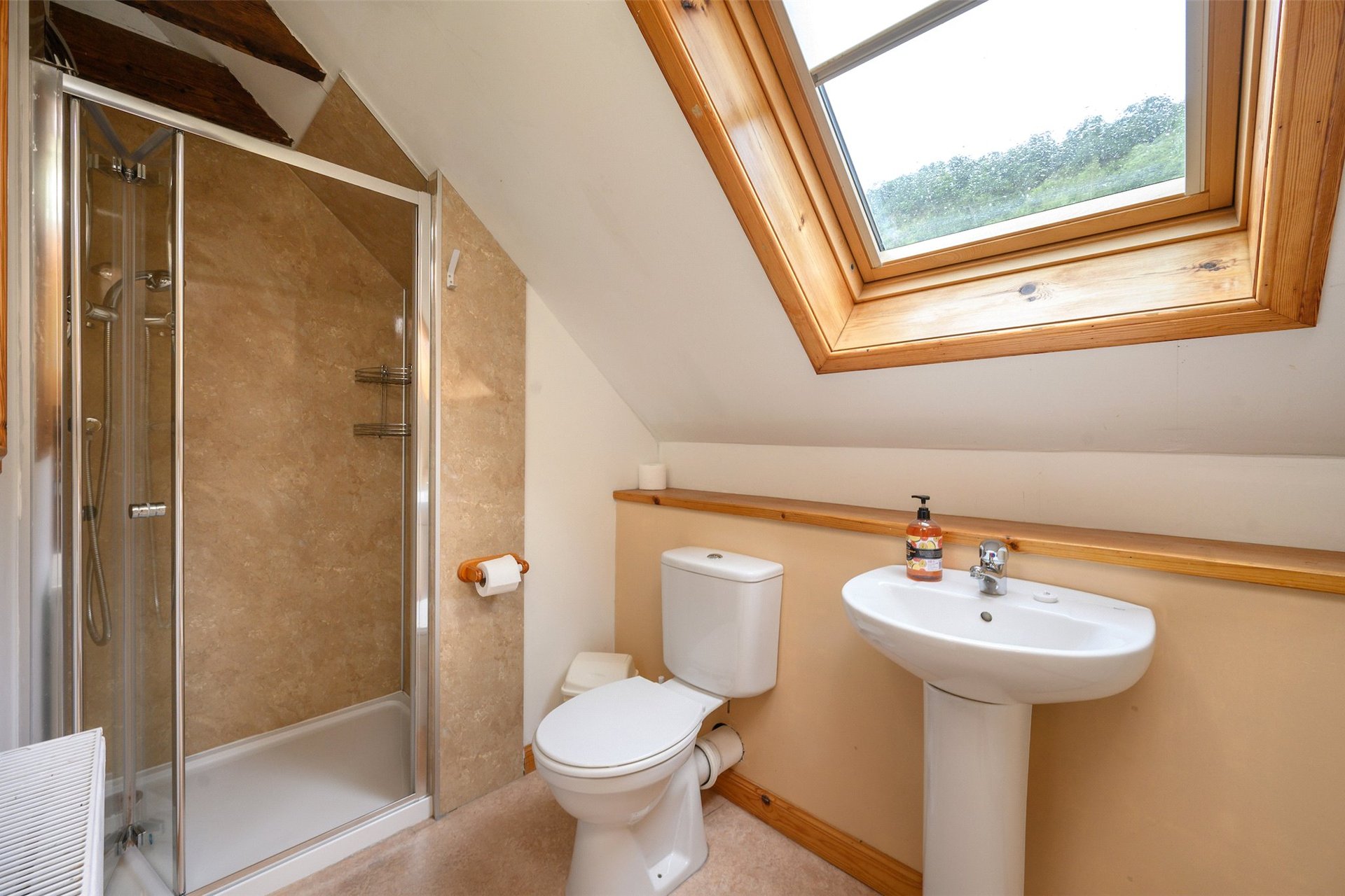 Elm (Bugaboo) and Larch Cottage, Weem, Aberfeldy, Perth and Kinross, PH15 2LD - Picture #16