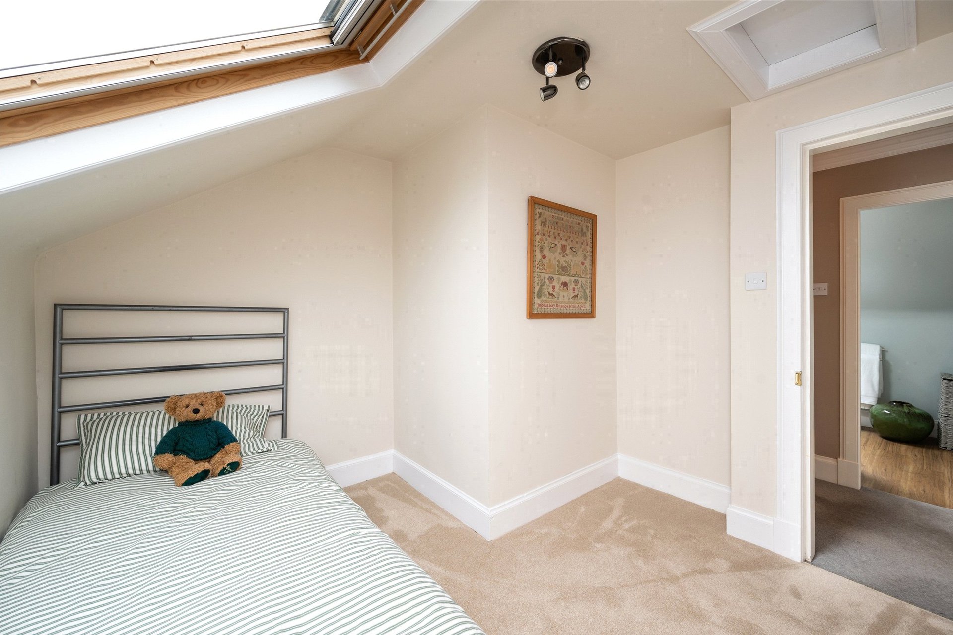 7 Howgate, Penicuik, Midlothian, EH26 8QB - Picture #31