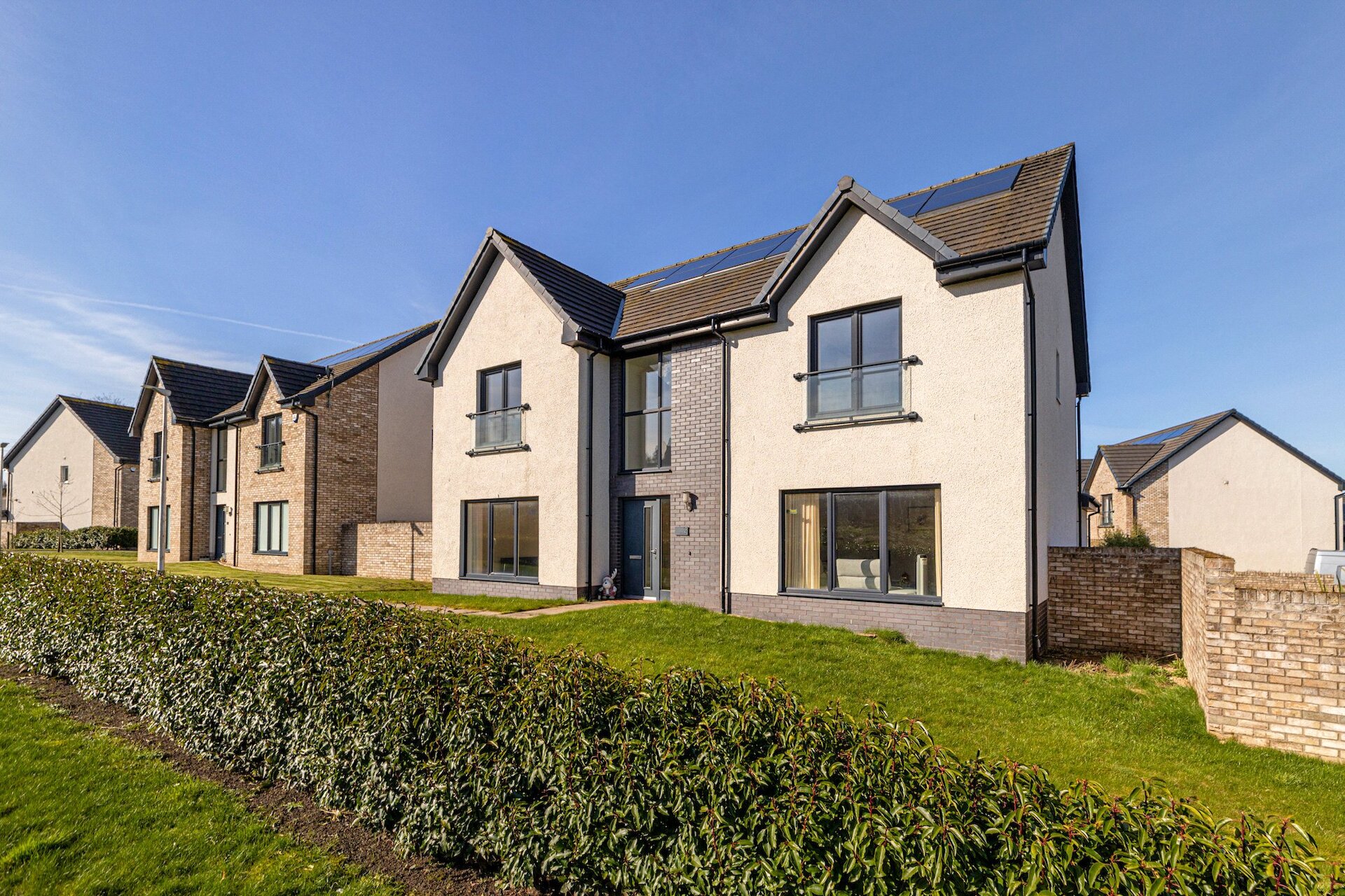 3 Raeside Way, Newton Mearns, Glasgow, East Renfrewshire, G77 6YL - Picture #1