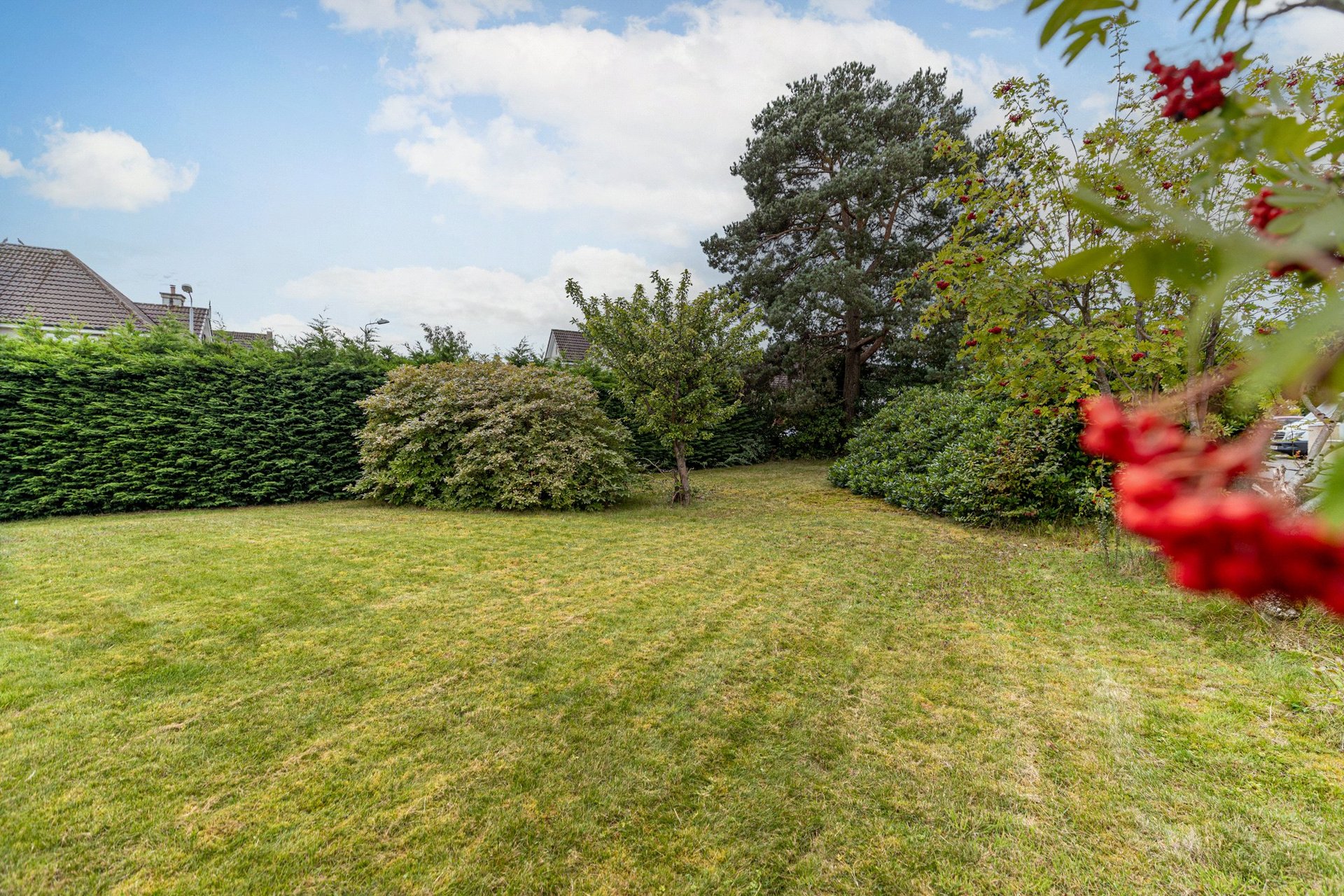 2 Afton Crescent, Bearsden, G61 2PY - Picture #4