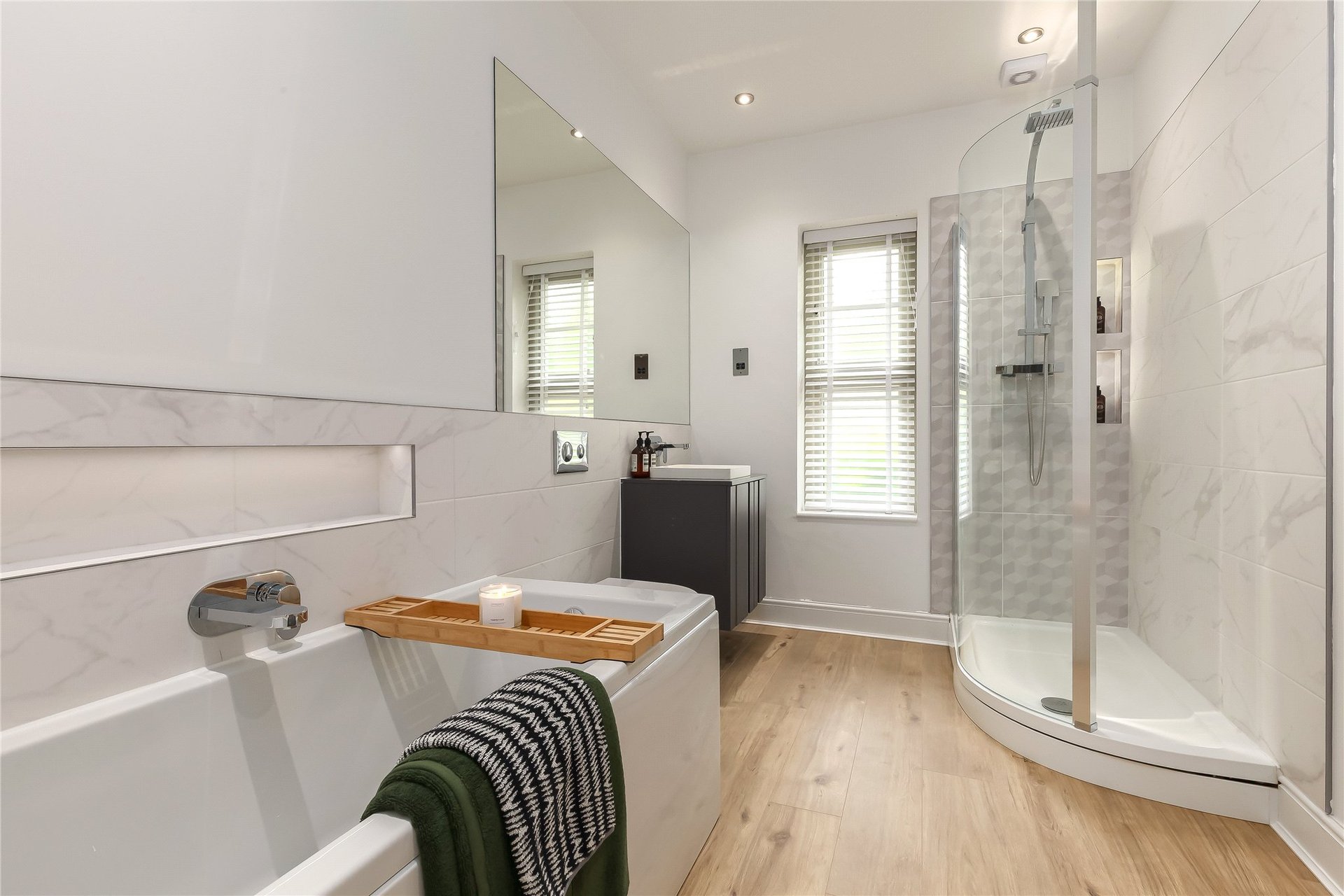 Laverockdale Cottage, 63 Dreghorn Loan, Edinburgh, EH13 0DB - Picture #17
