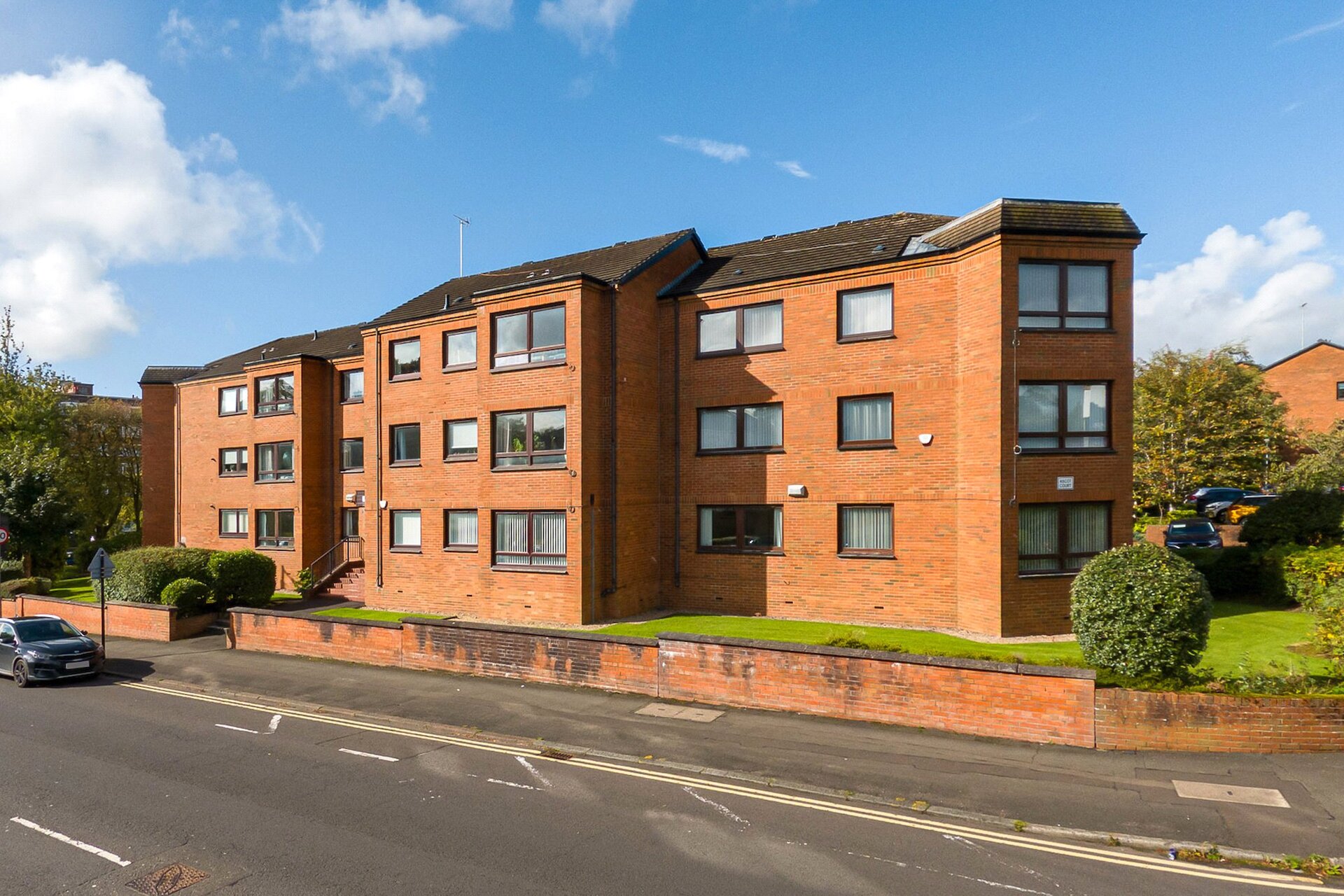 1J Ascot Court, Anniesland, Glasgow, G12 0BB - Picture #1