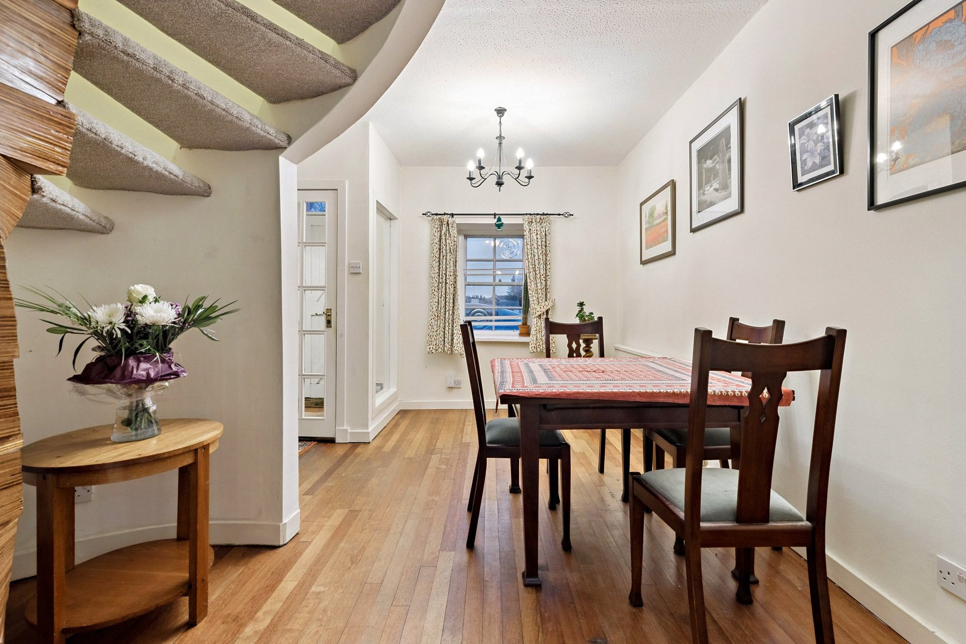 1A Polnoon Street, Eaglesham, Glasgow, East Renfrewshire, G76 0BH - Picture #2