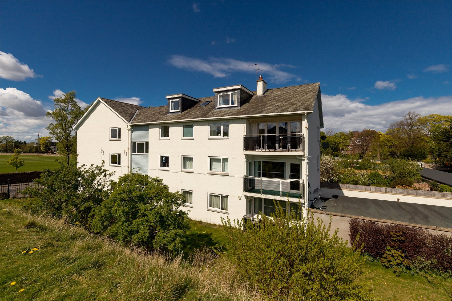 84/6 Myreside Road, Merchiston, Edinburgh, EH10 5BZ - Picture #2