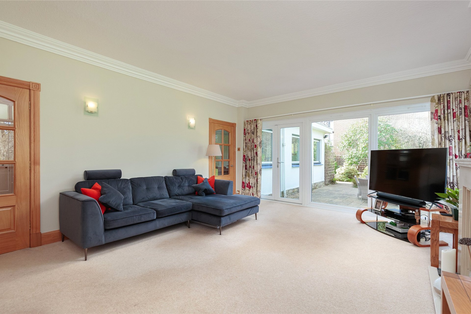 66 Barnton Park View, Edinburgh, EH4 6HJ - Picture #3