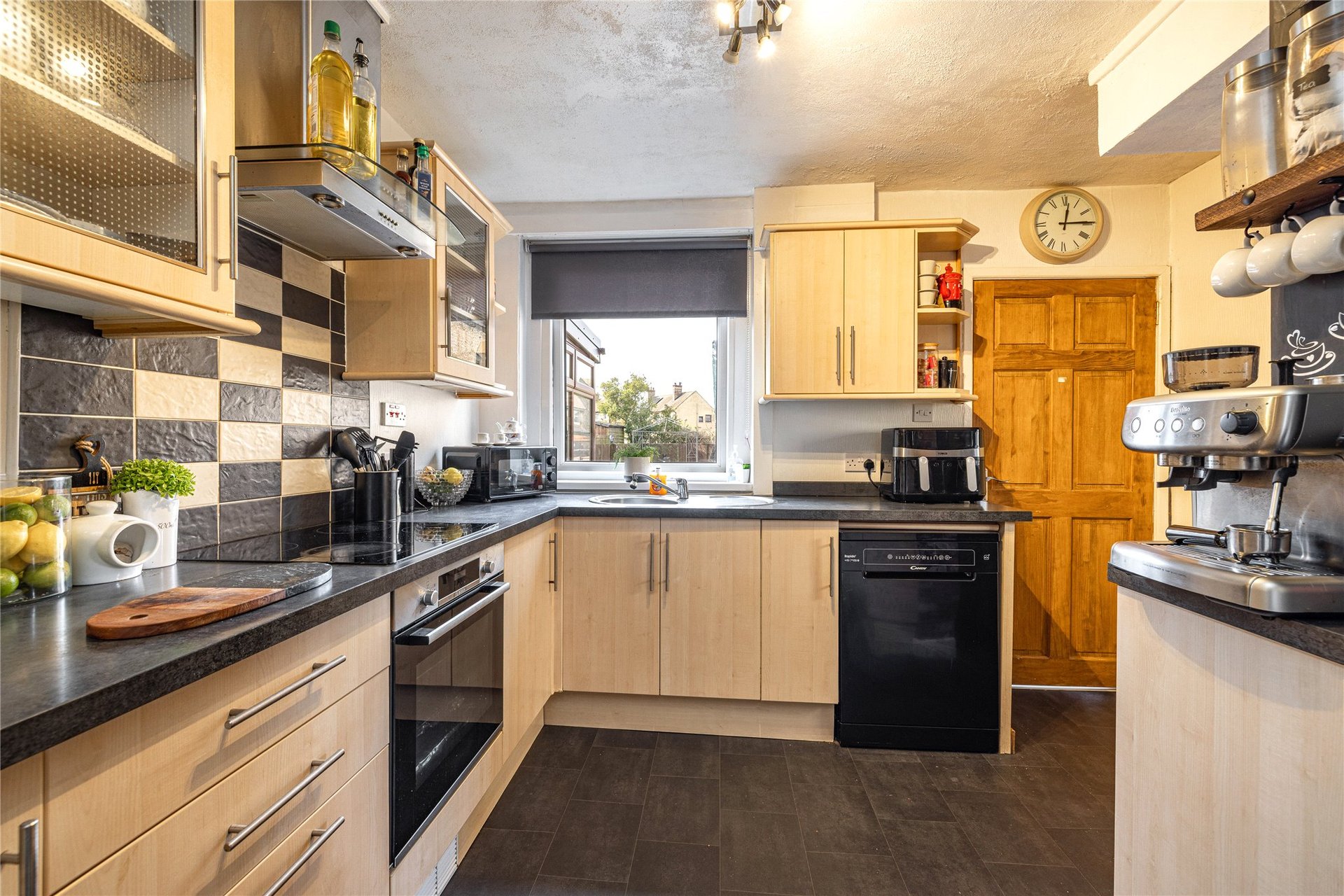 17 Dean Drive, Tweedmouth, Berwick-upon-Tweed, Northumberland, TD15 2DQ - Picture #10