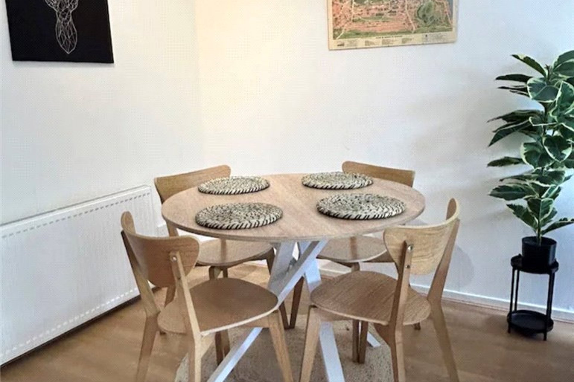 16/5 Juniper Place, Juniper Green, EH14 5TX - Picture #4