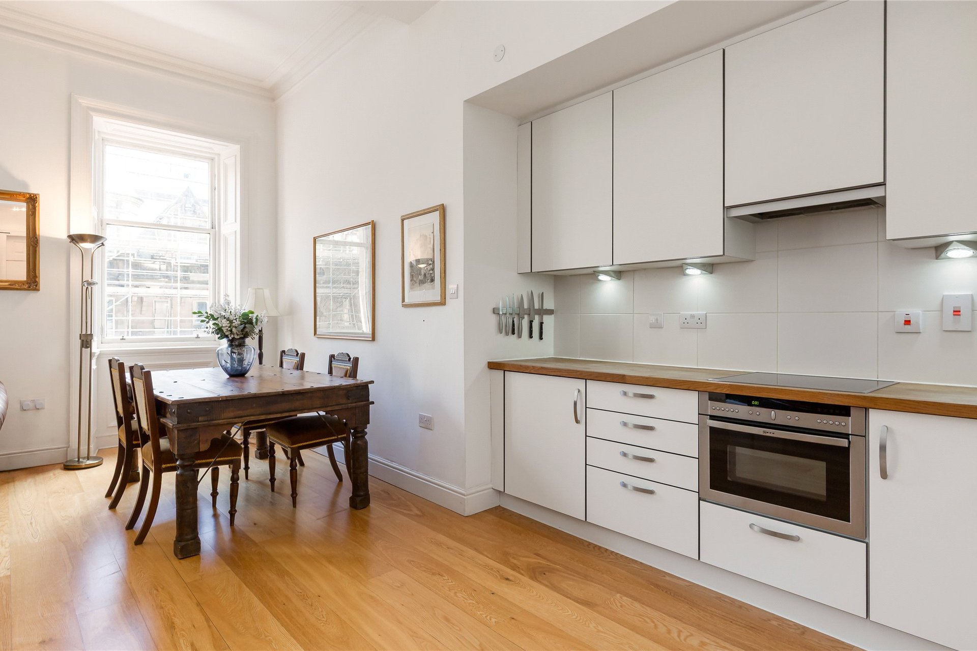 Flat 30, Royal Mile Mansions, 50 North Bridge, Edinburgh, Midlothian, EH1 1QN - Picture #8