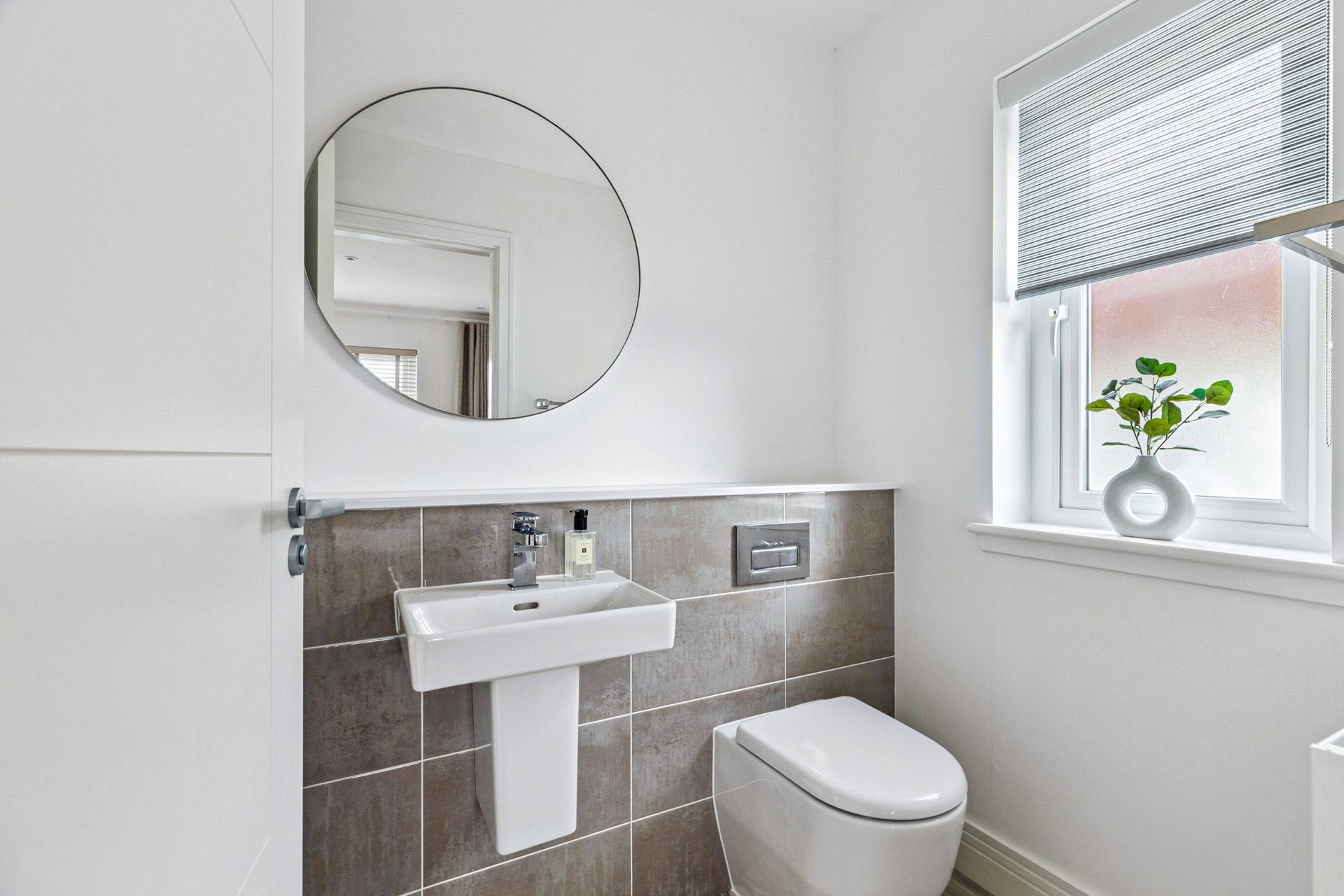 19 Maidenhill Grove, Newton Mearns, Glasgow, G77 5GT - Picture #21