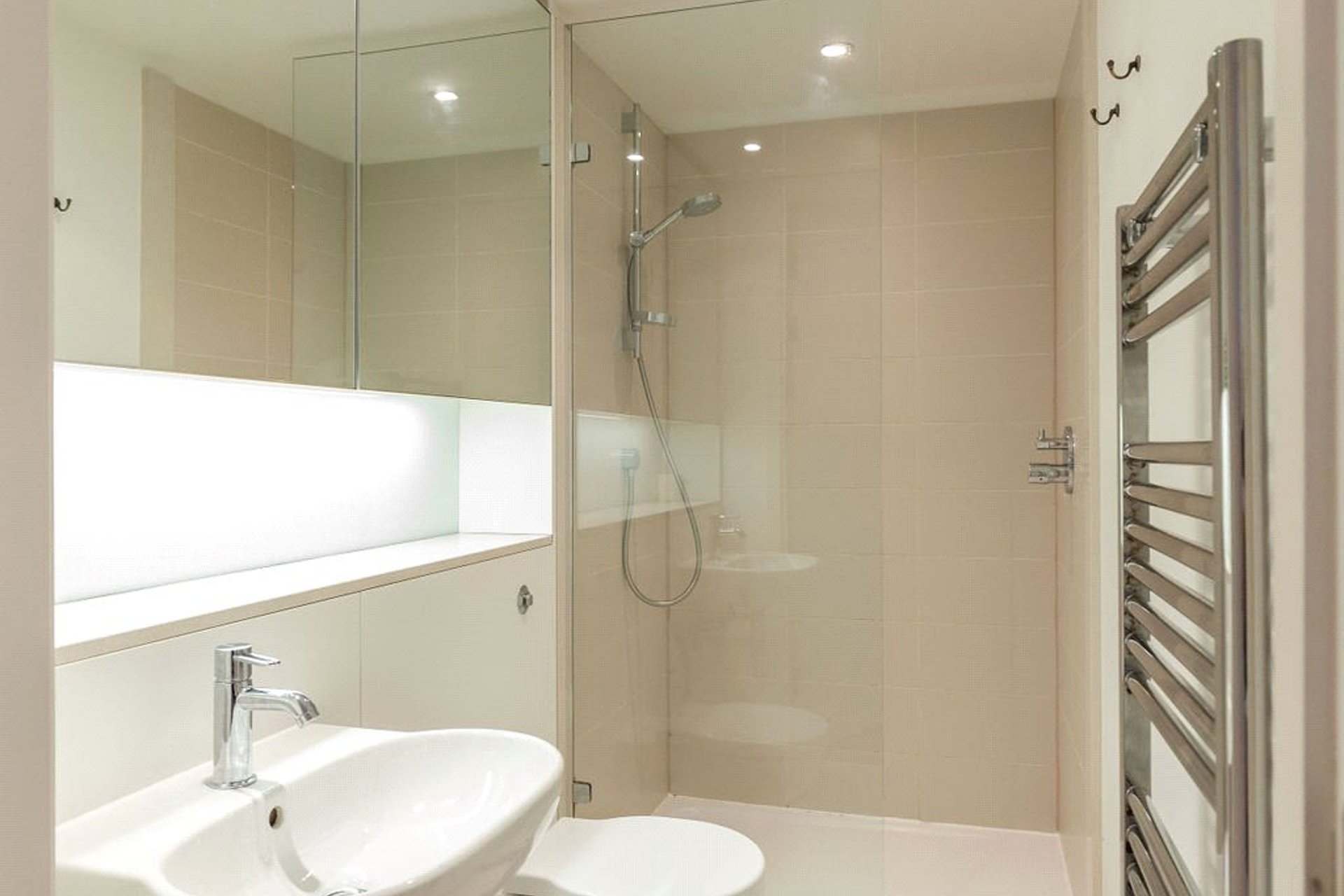 Flat 11, 21 Simpson Loan, Lauriston, Edinburgh, EH3 9GD - Picture #16