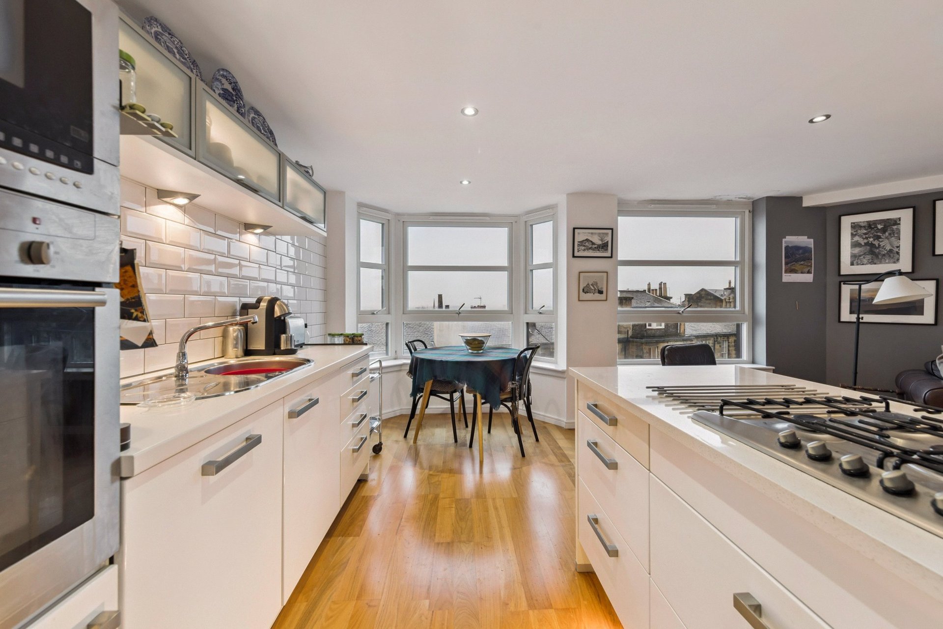 5/1 Park House, 10 Park Circus Place, Park, Glasgow, G3 6AN - Picture #6