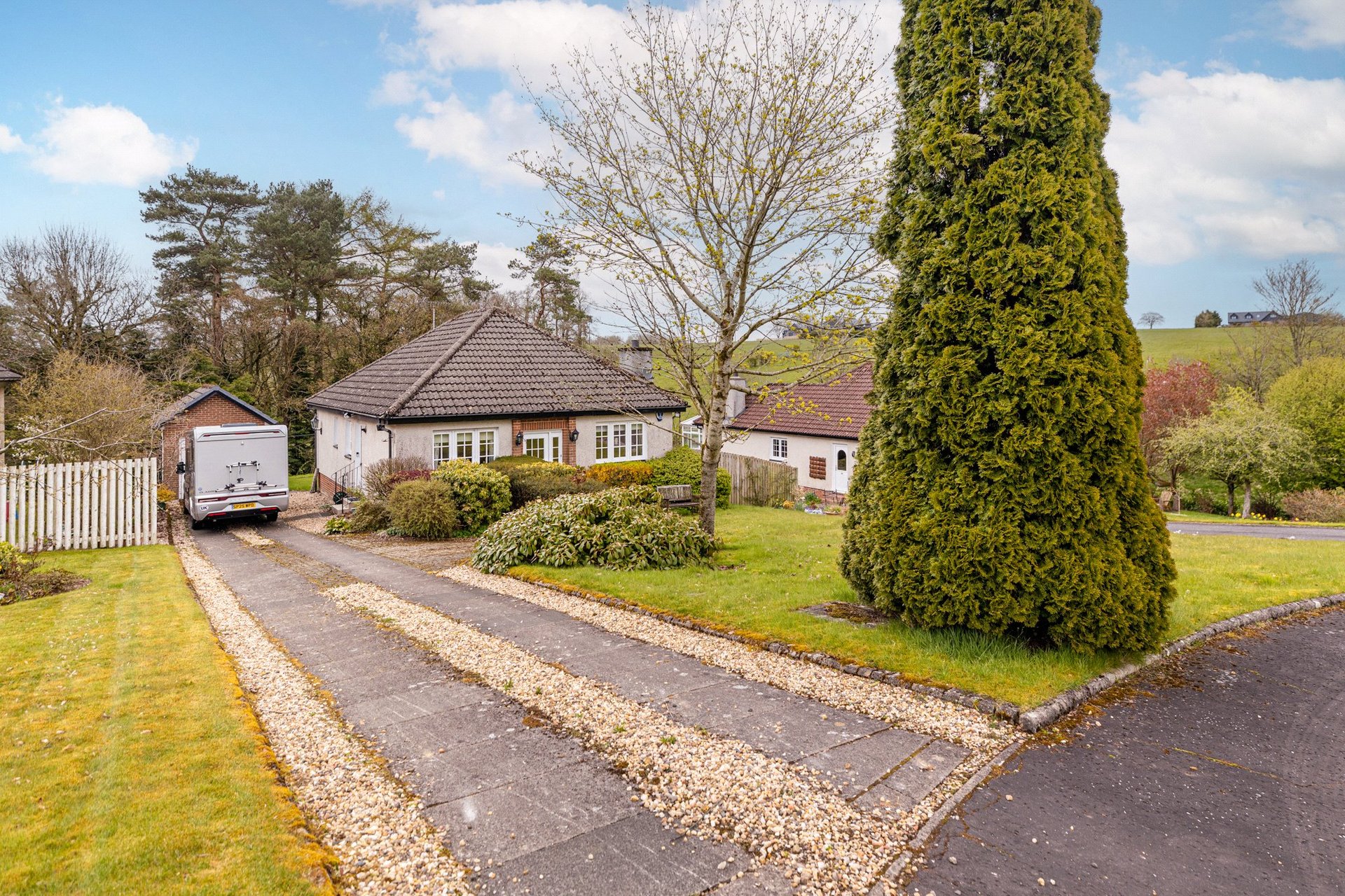 9 Windhill Park, Waterfoot, Glasgow, East Renfrewshire, G76 0HH - Picture #2