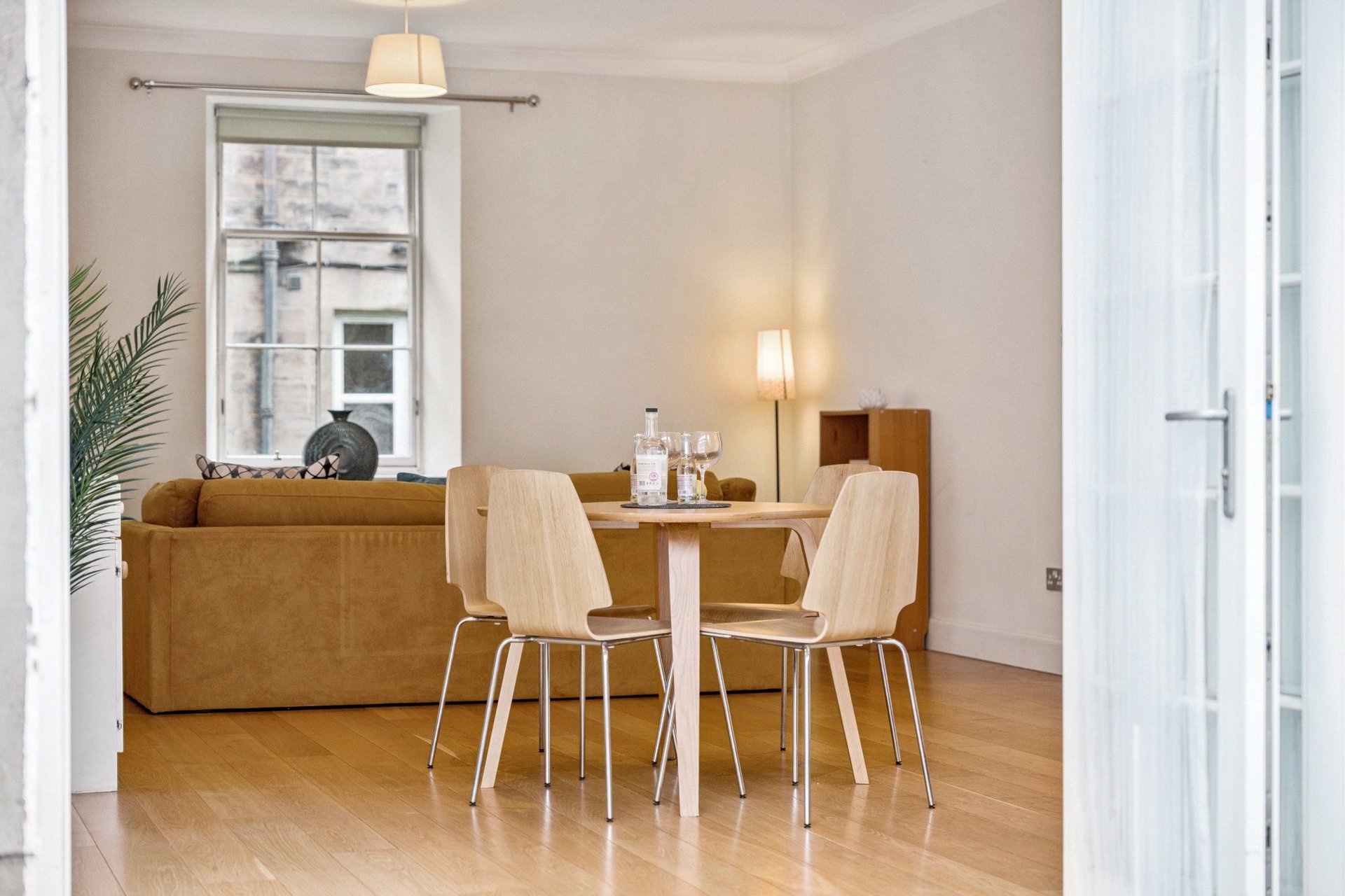 25a Dean Park Mews, Stockbridge, Edinburgh, EH4 1EE - Picture #4