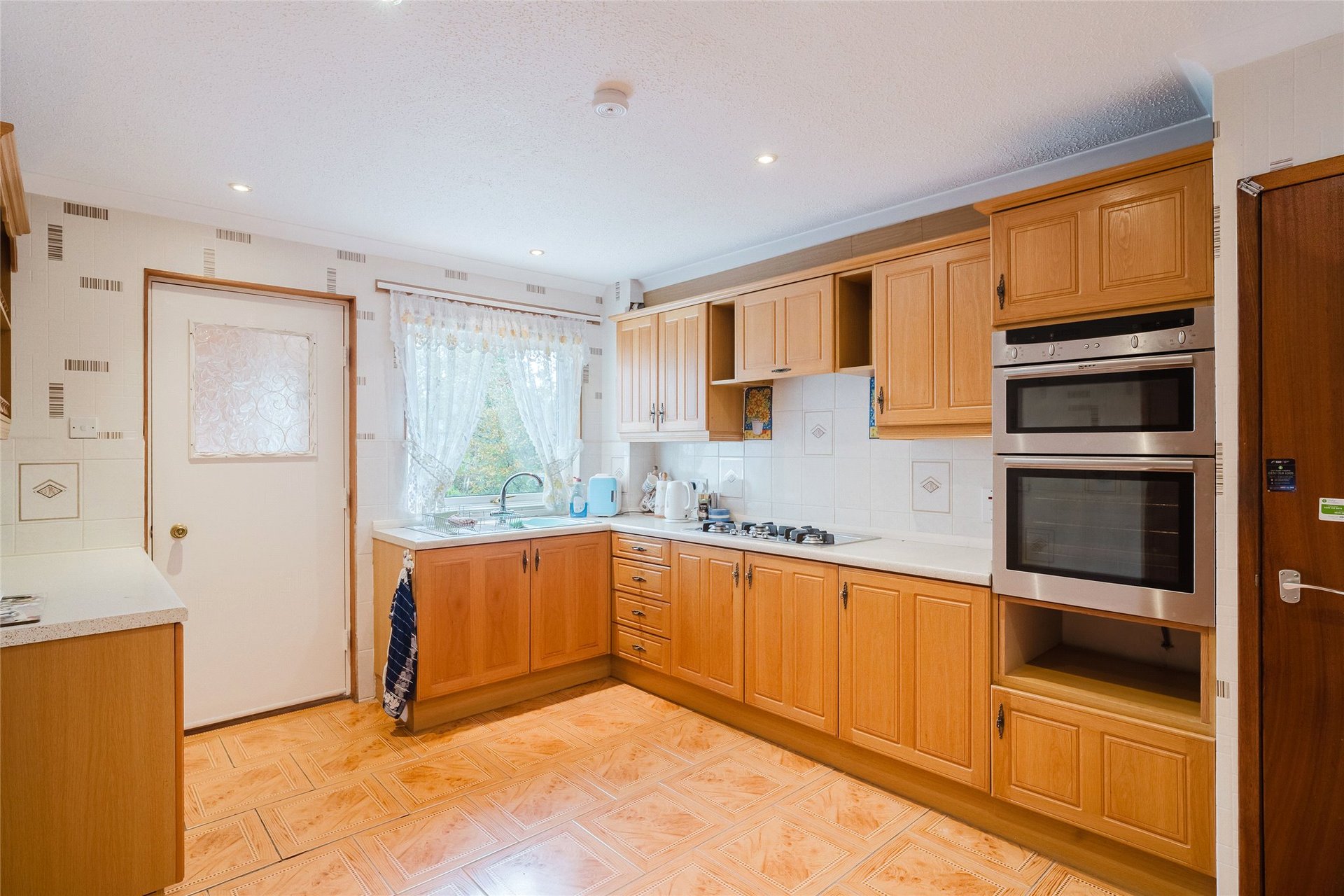 5 Lampson Road, Killearn, G63 9PD - Picture #9