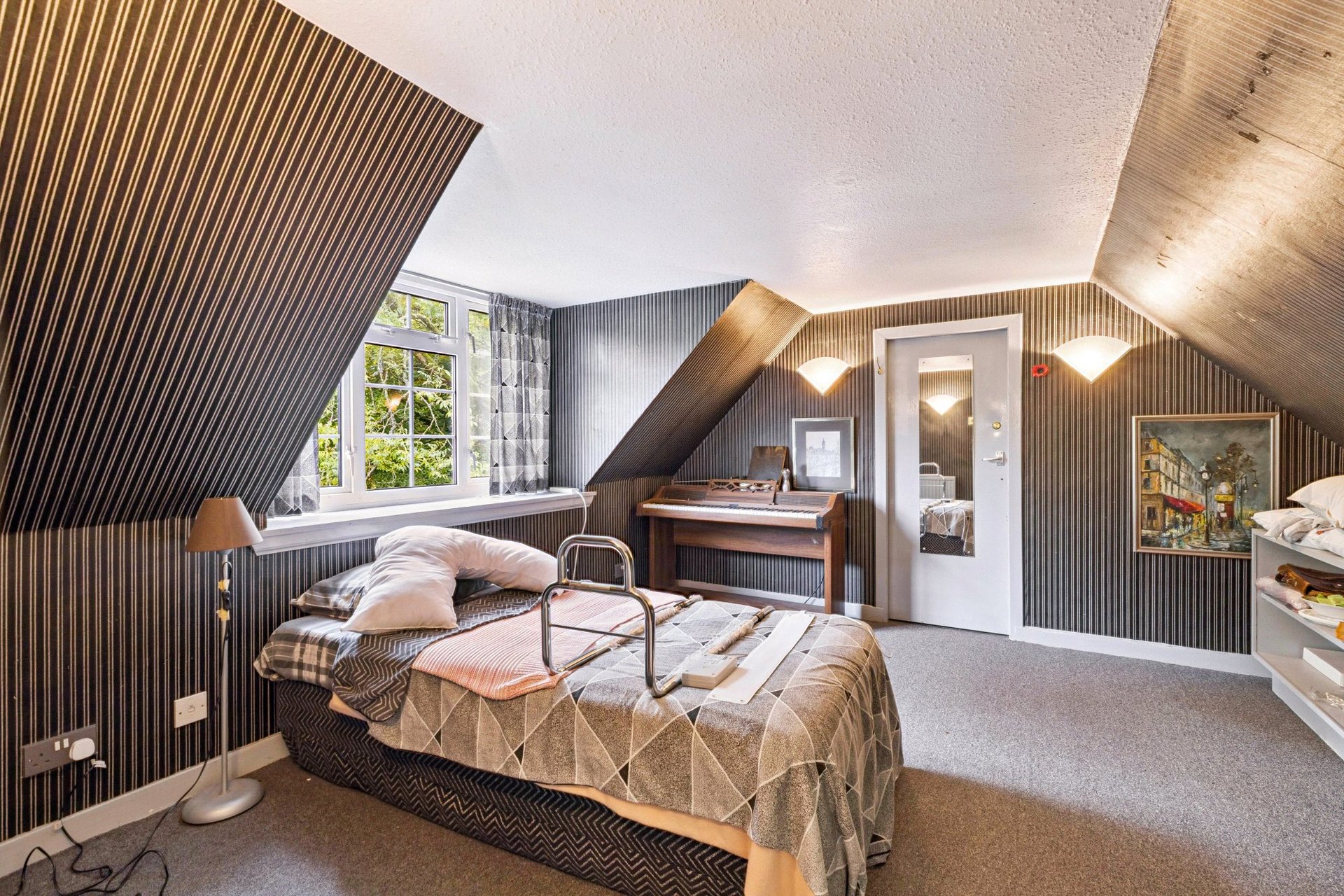 Barcapel Holm Farm, Newton Mearns, Glasgow, East Renfrewshire, G77 6NN - Picture #41