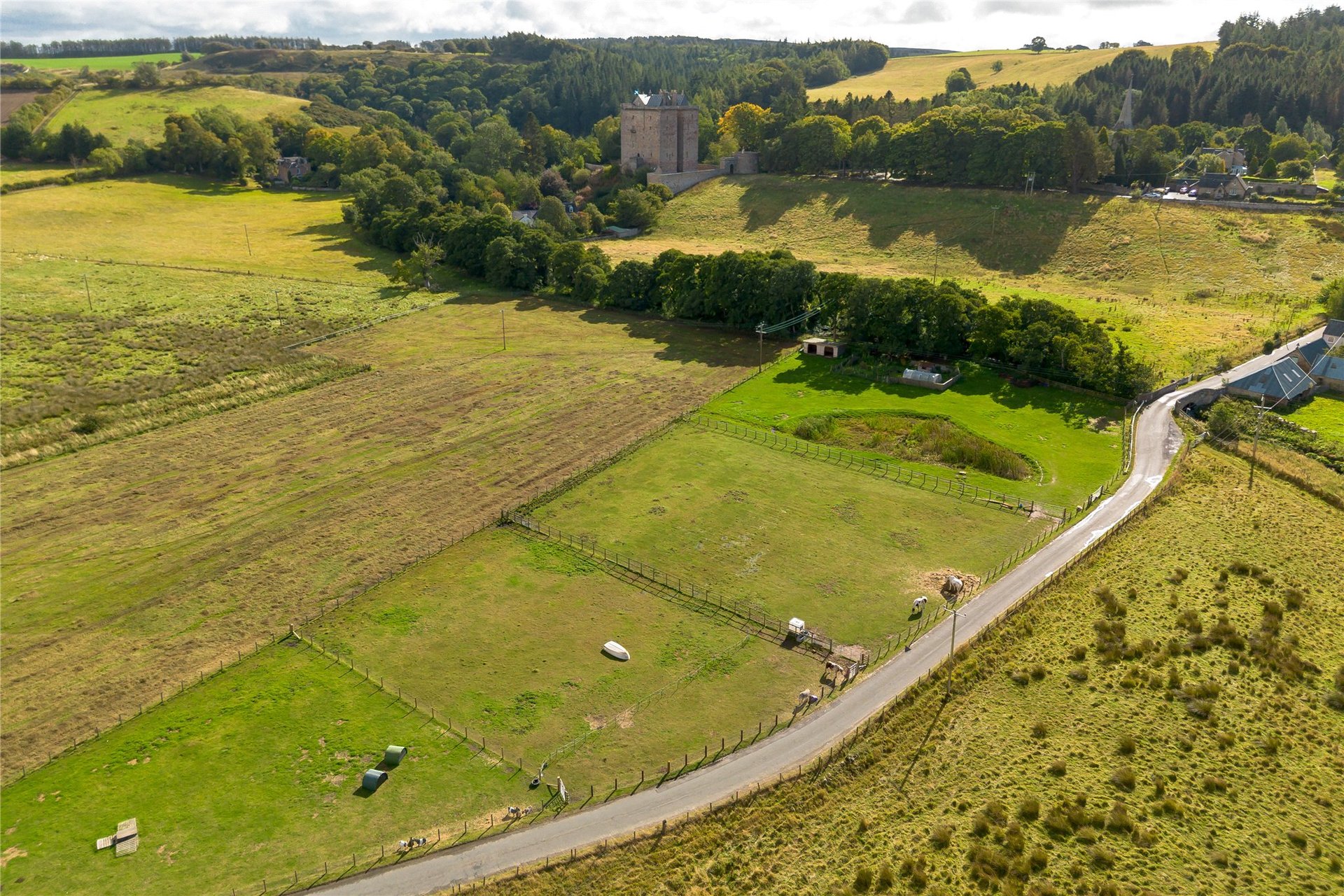 Borthwick Farmhouse, Borthwick, Midlothian, EH23 4QZ - Picture #27