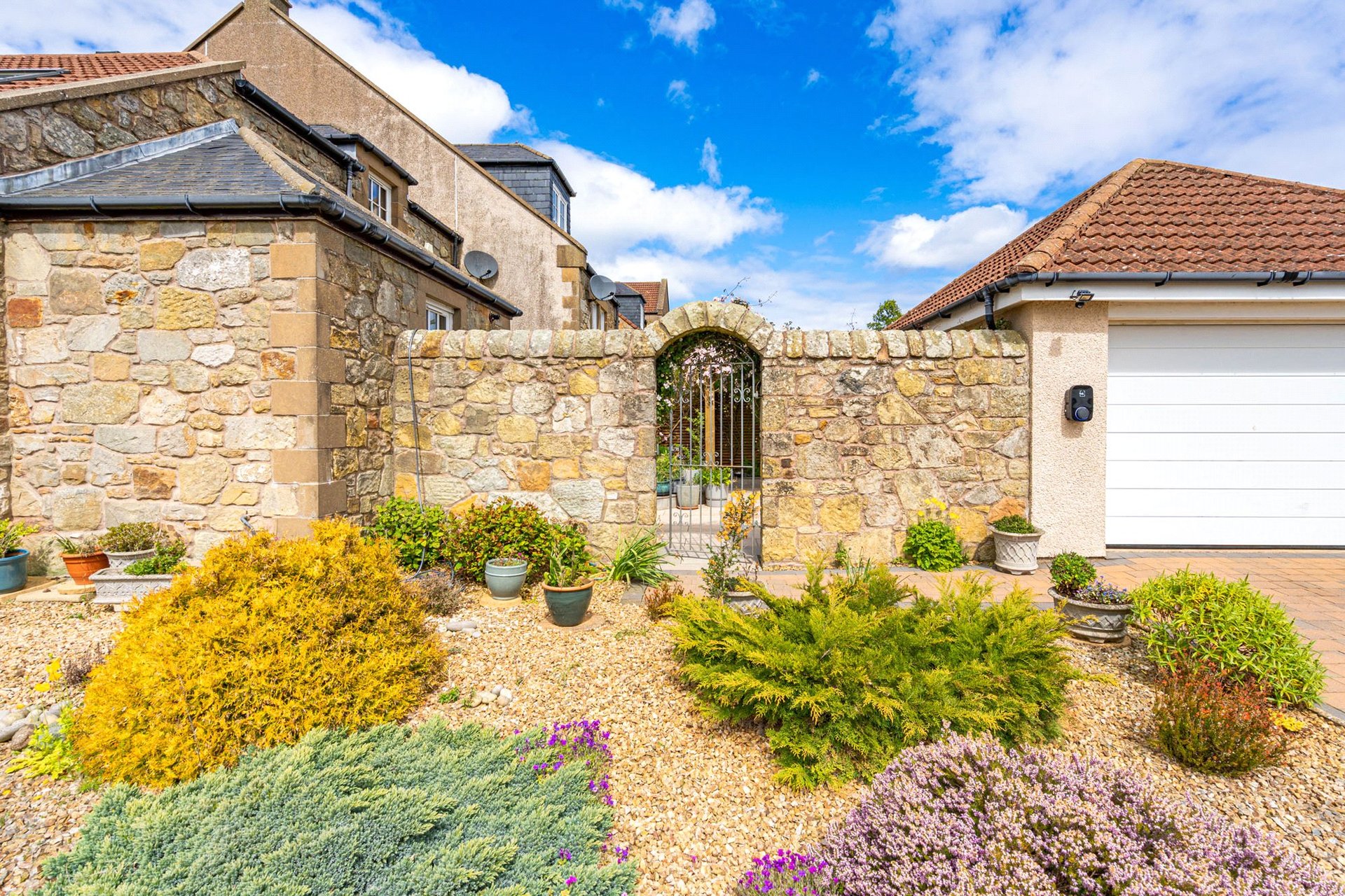 8 Wester Balrymonth Steadings, St Andrews, Fife, KY16 8NN - Picture #38