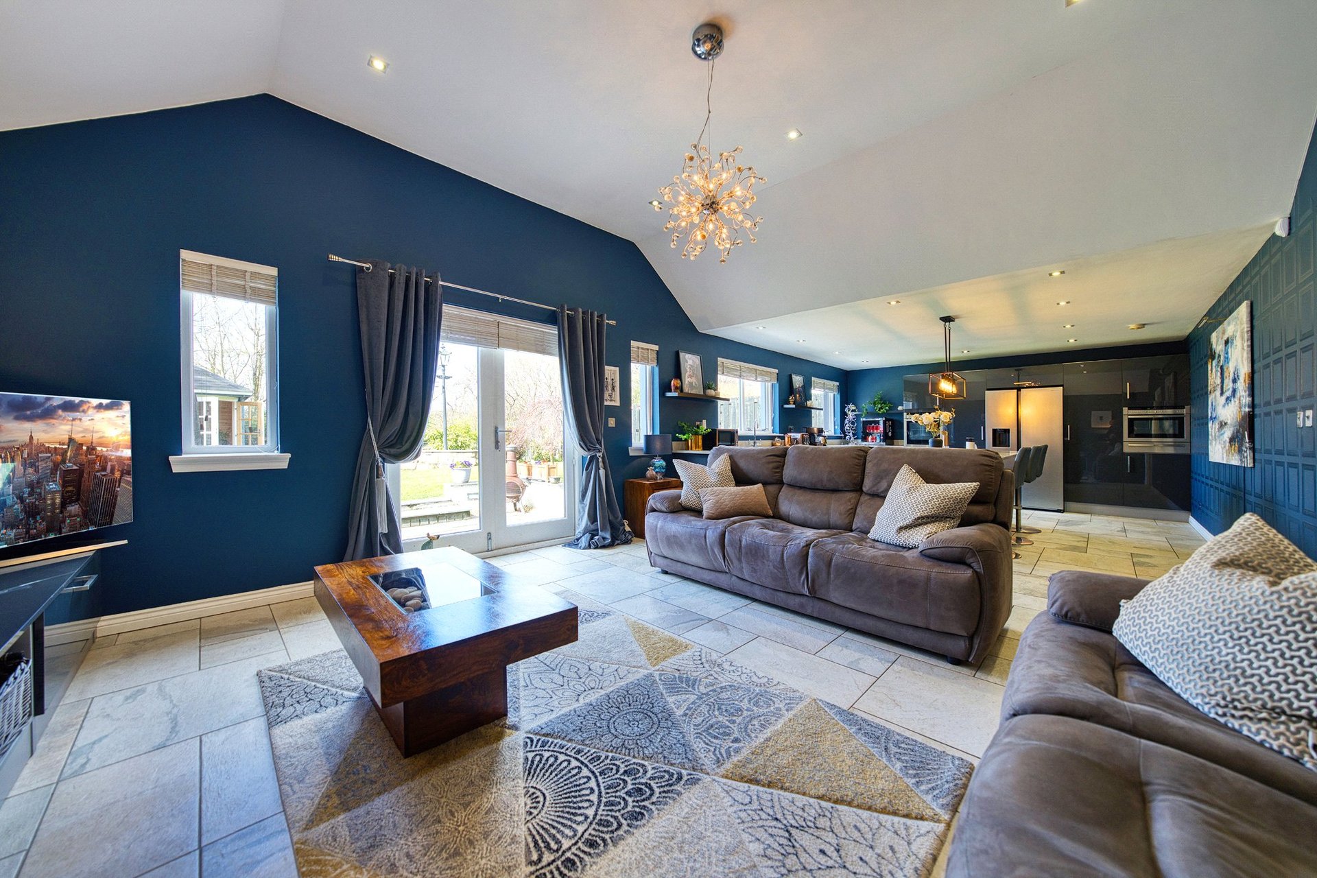 8 Dun Park, Kirkintilloch, East Dunbartonshire, G66 2DU - Picture #13