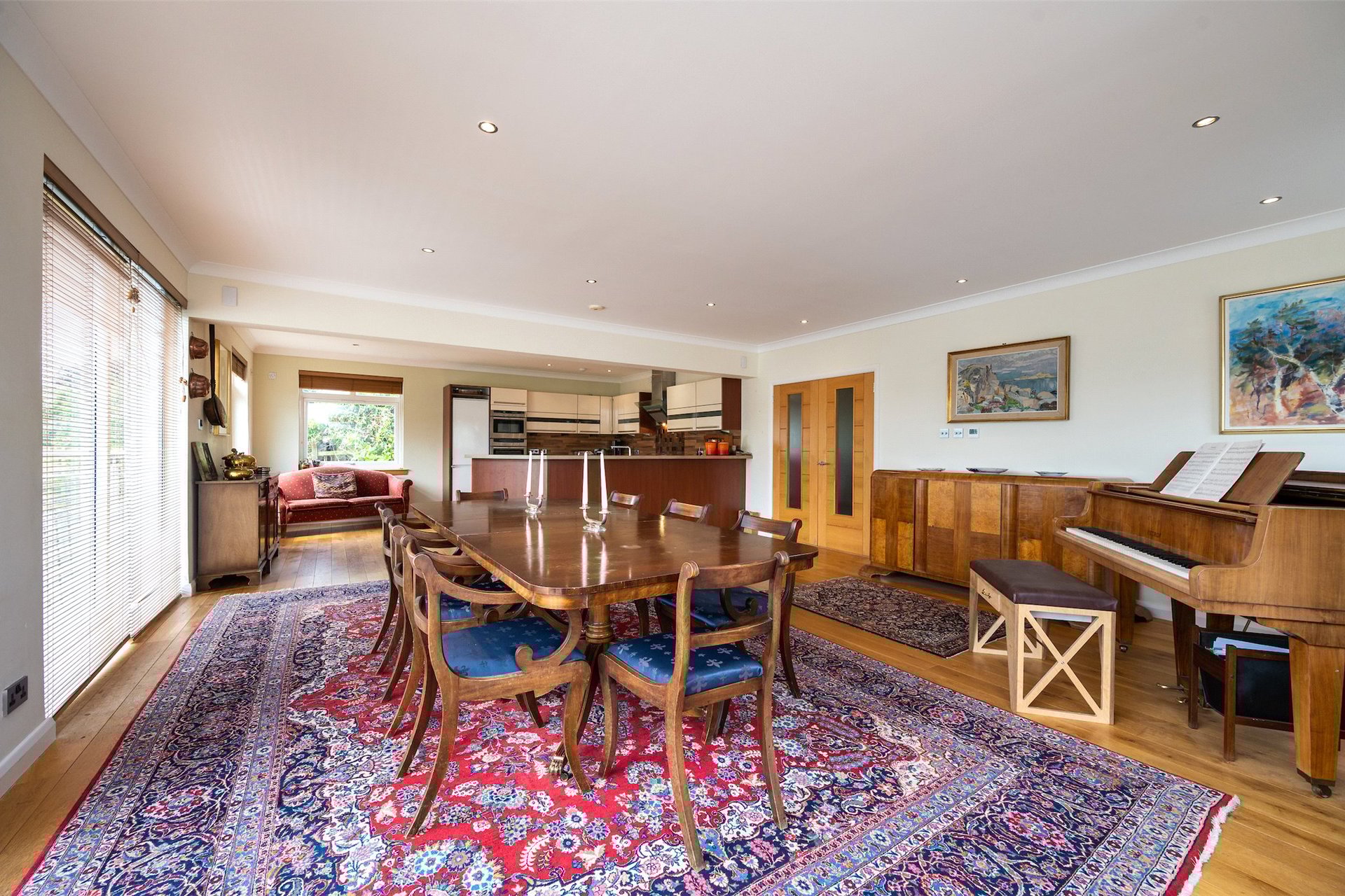 32 Oakbank Crescent, Perth, Perth and Kinross, PH1 1DF - Picture #3
