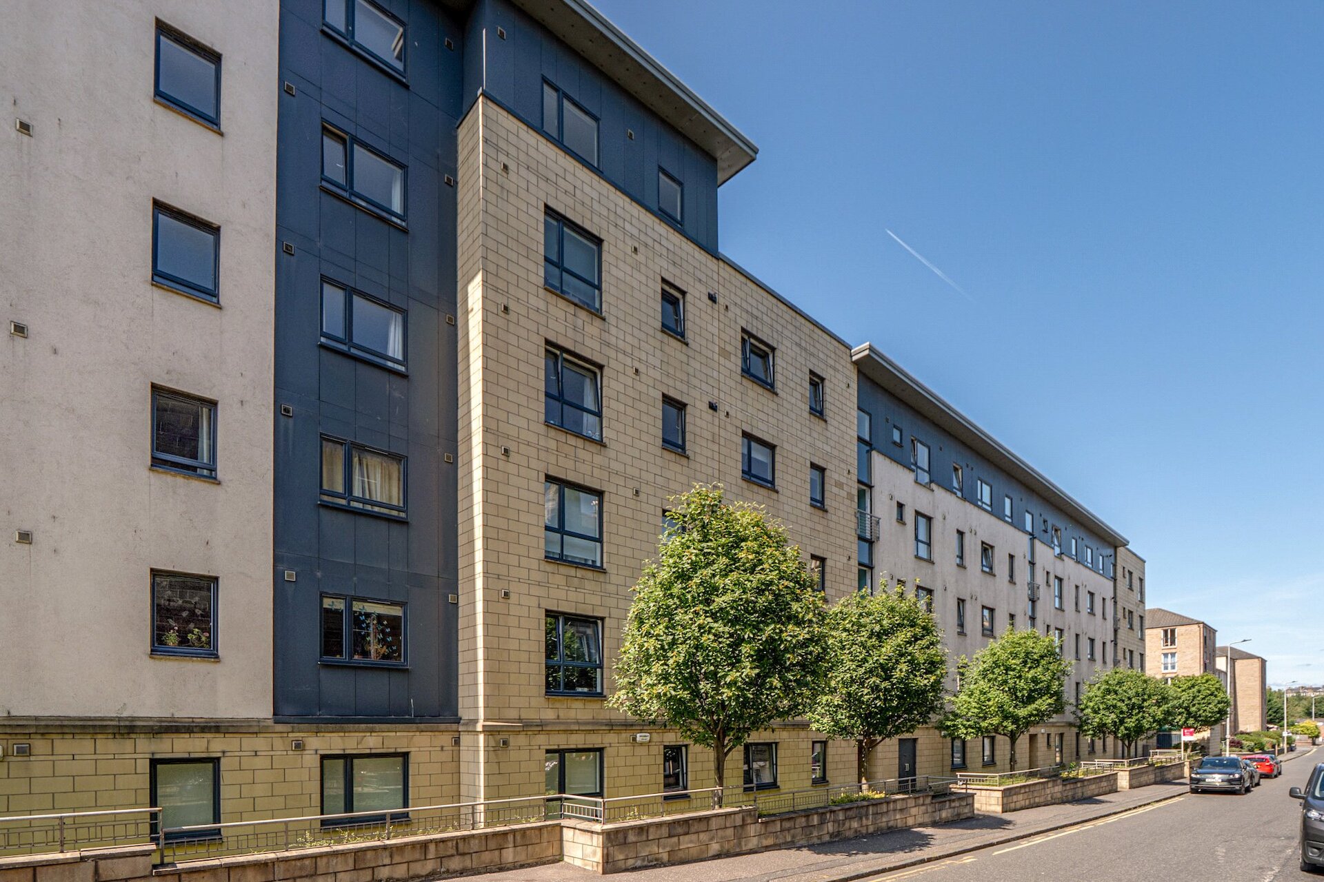 Flat 3, 1 Newhaven Road, Edinburgh, EH6 5PA - Picture #1