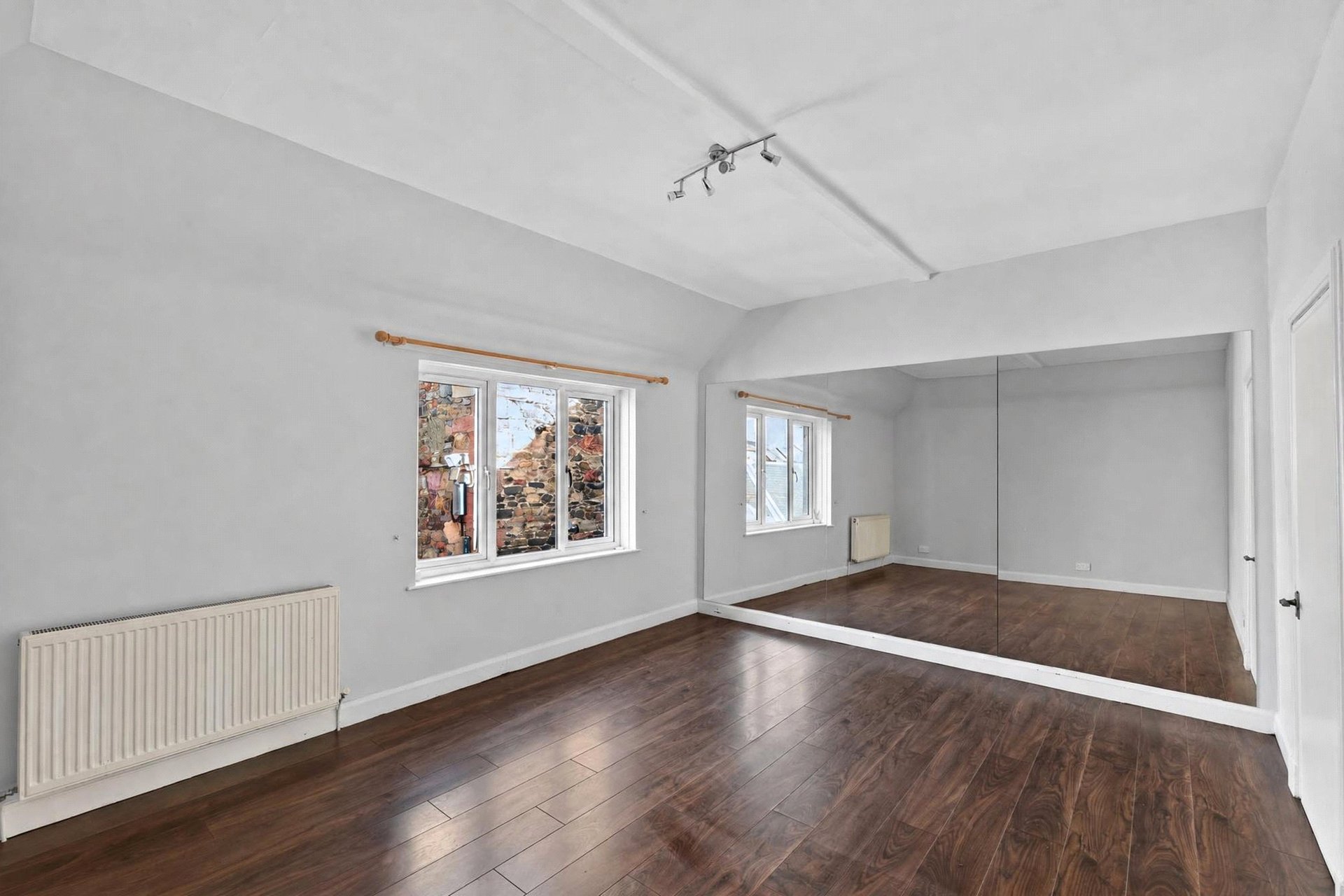 4 Market Square, Melrose, Scottish Borders, TD6 9PN - Picture #11