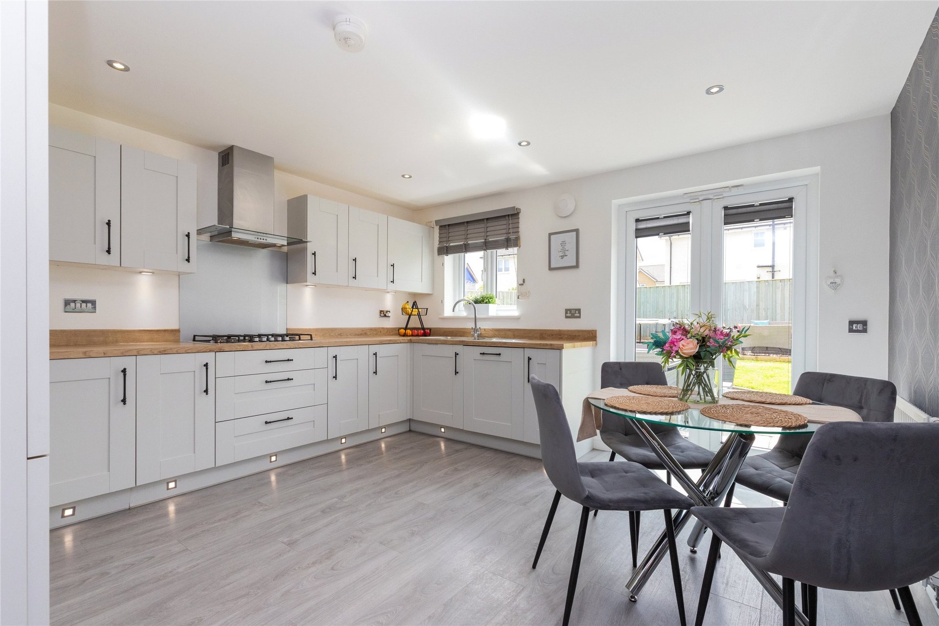 20 Raeside Grove, Newton Mearns, Glasgow, G77 5GQ - Picture #12