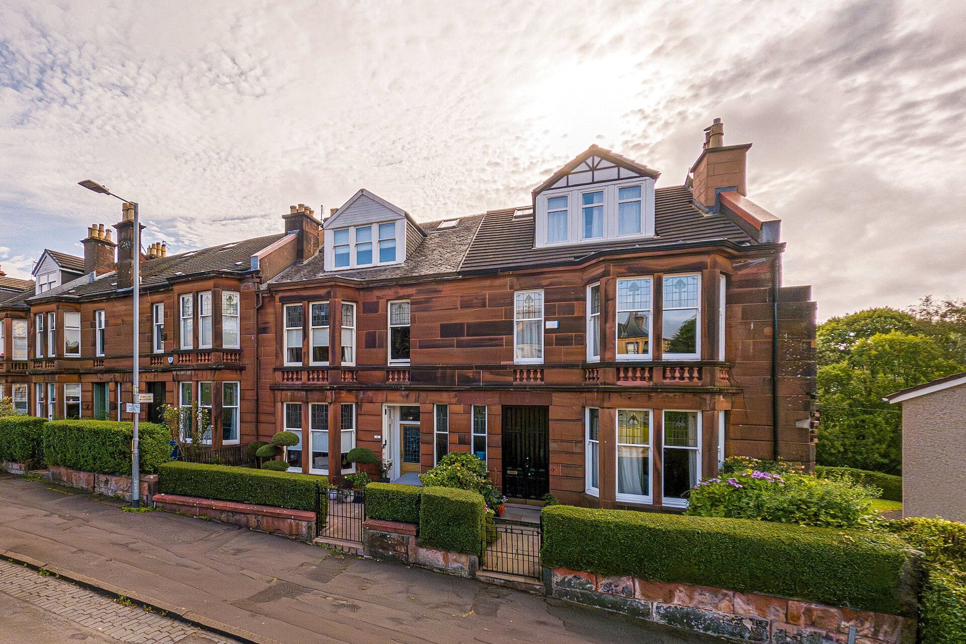 16 Churchill Drive, Broomhill, Glasgow, G11 7LS - Picture #1
