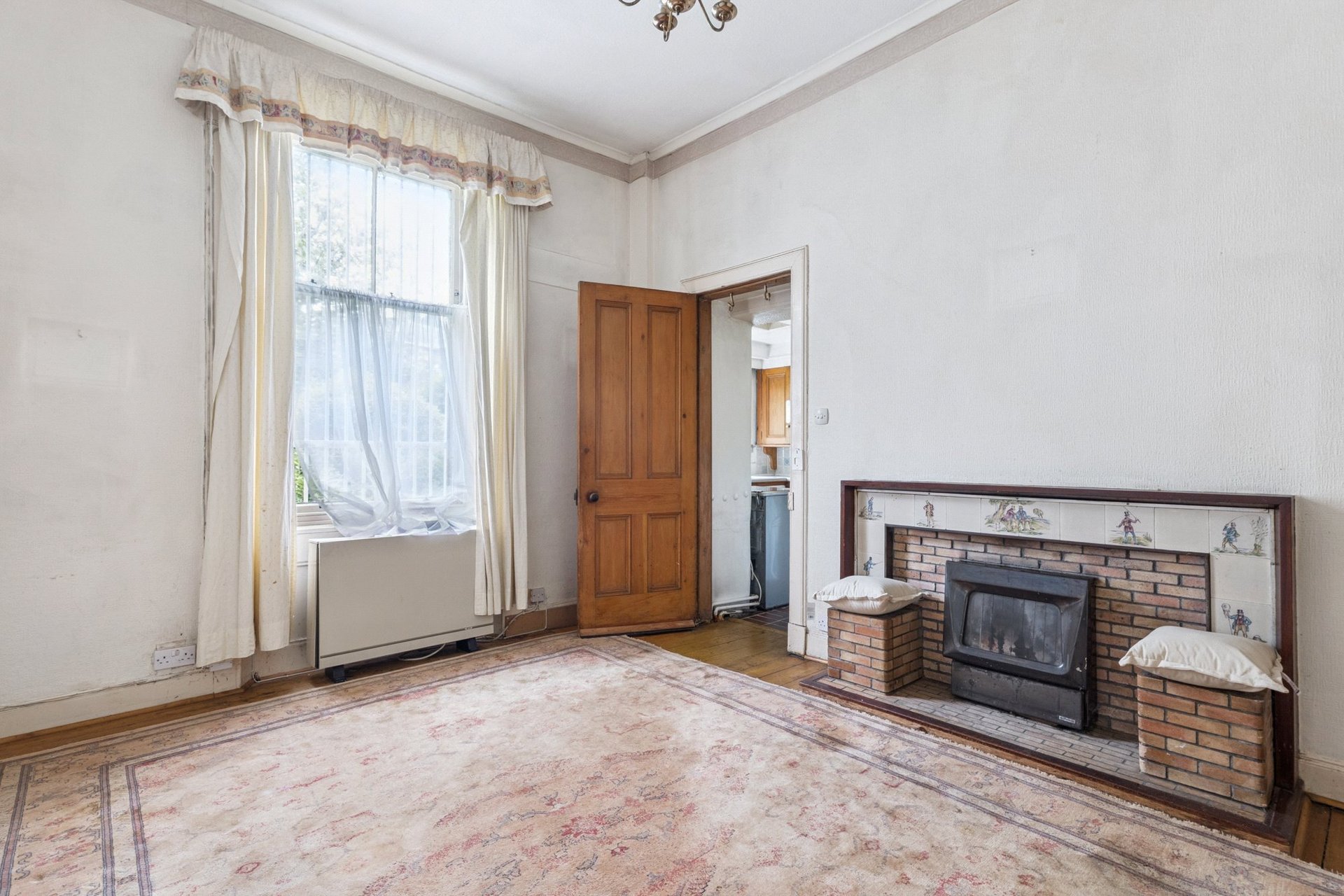 4 Fleurs Avenue, Dumbreck, Glasgow, G41 5BE - Picture #9