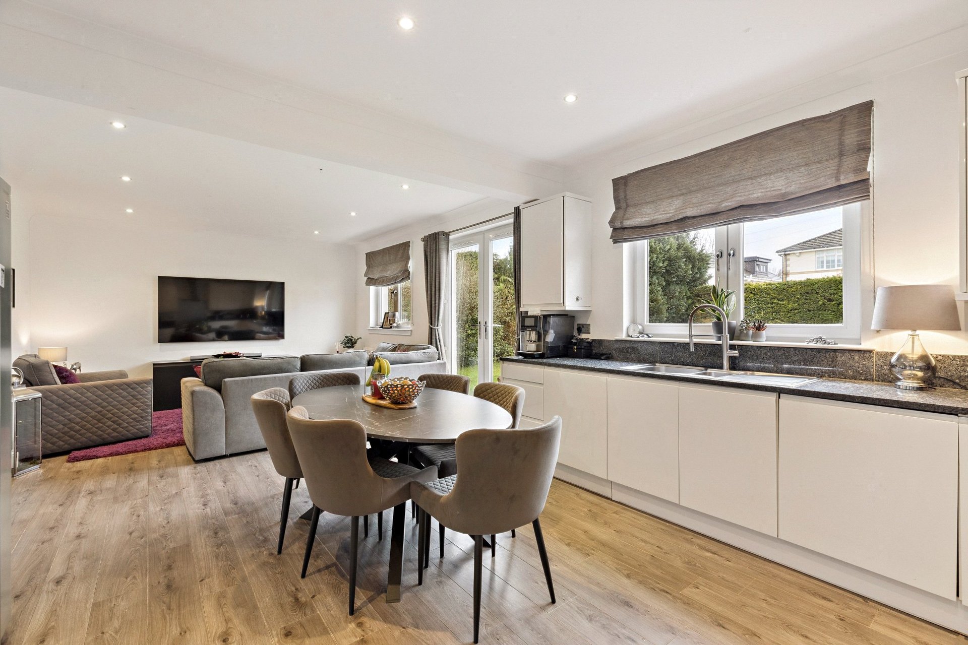 52 Hazelwood Avenue, Newton Mearns, Glasgow, East Renfrewshire, G77 5QS - Picture #12